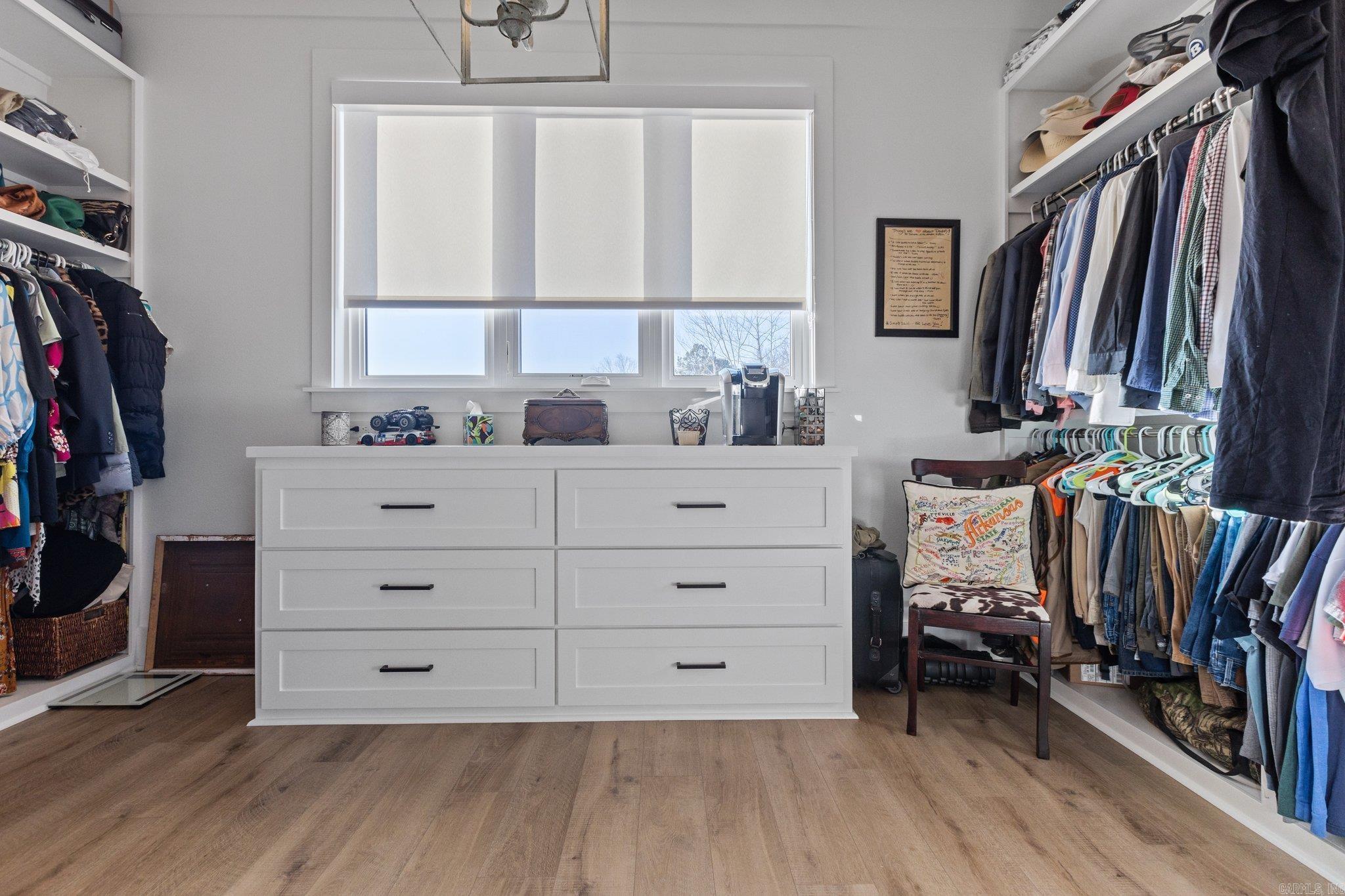 THE STABLES - Residential