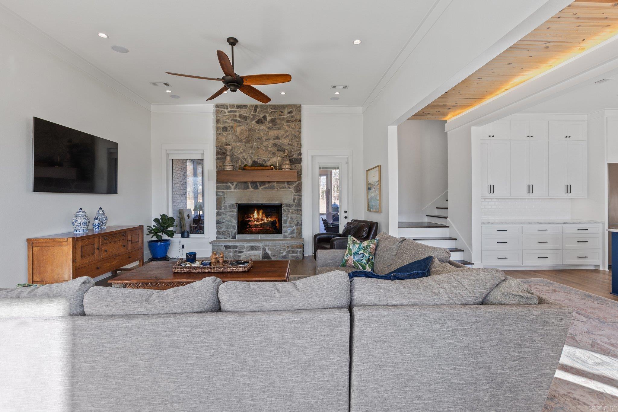 THE STABLES - Residential