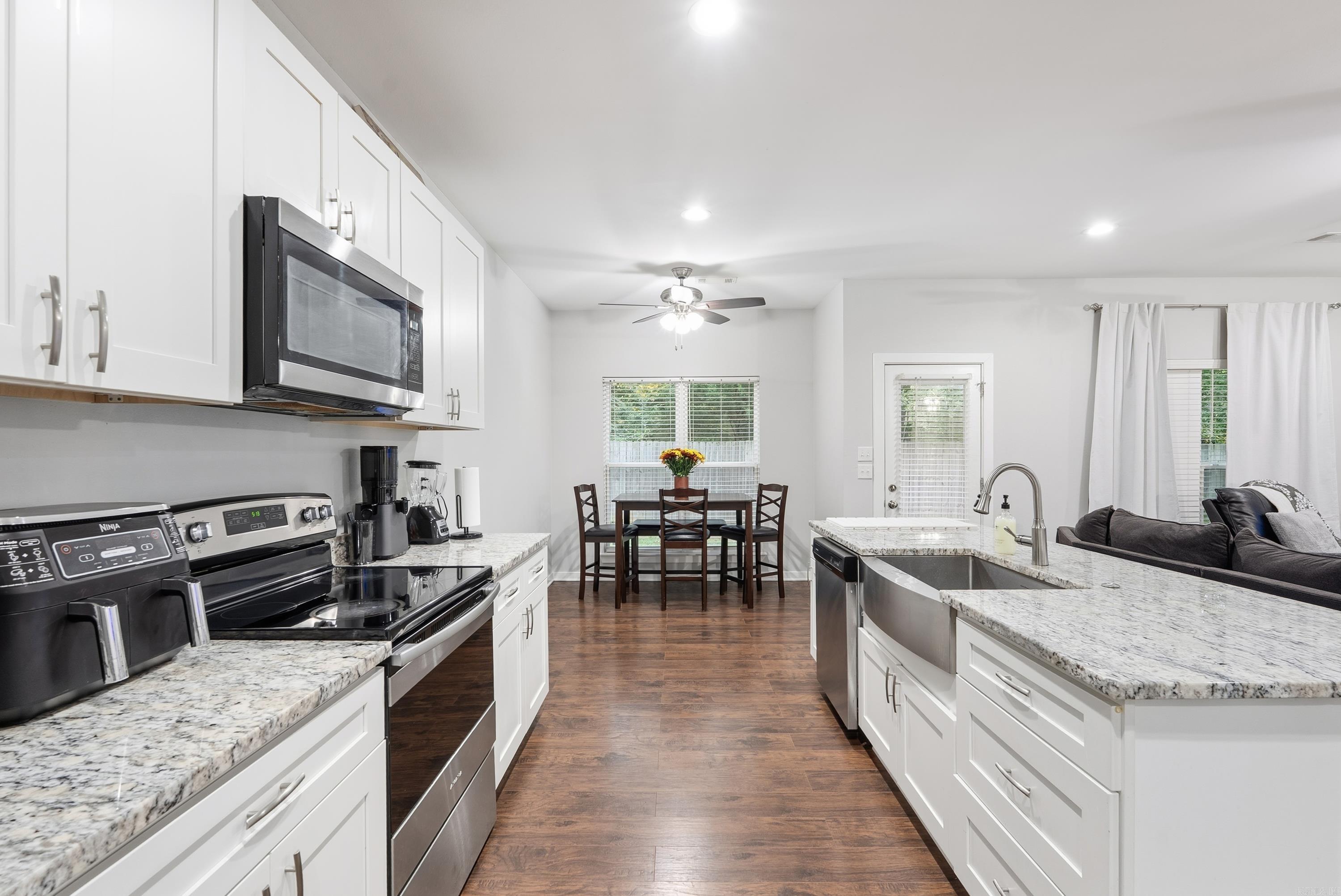 CANTEN COVE - Residential