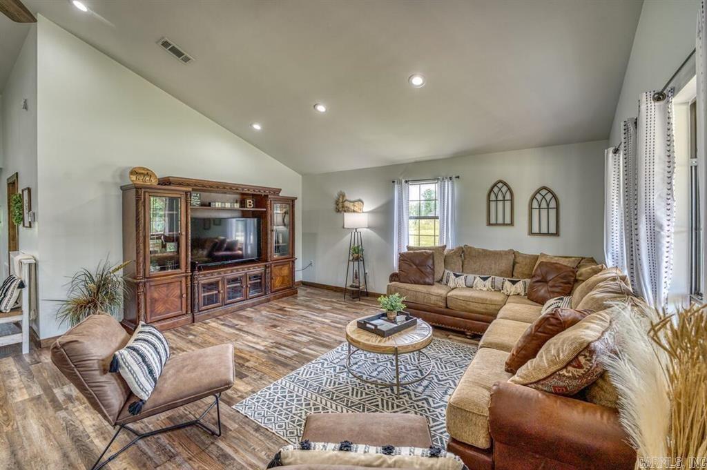 Metes & Bounds - Residential