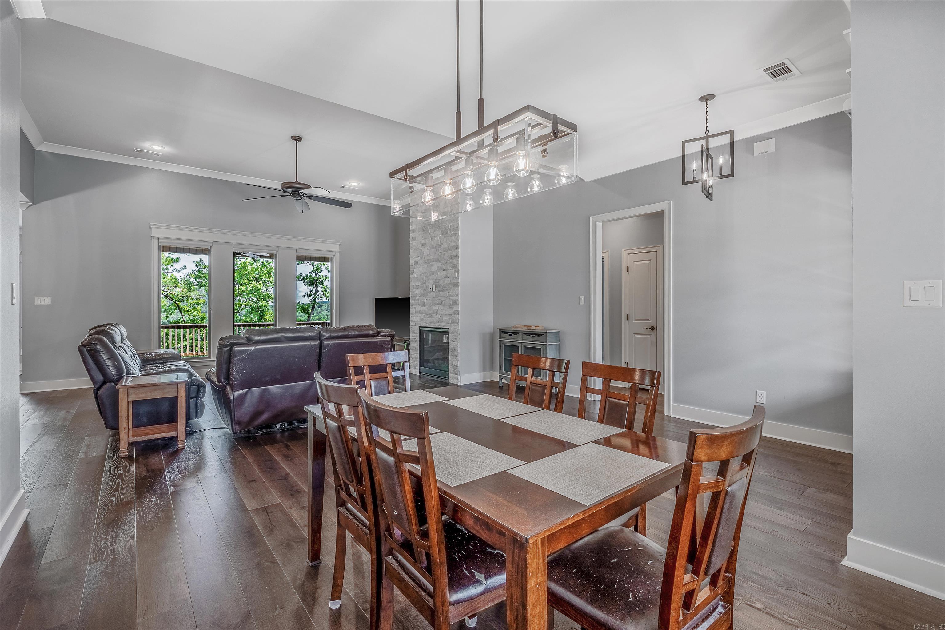 CHENAL VALLEY "CAUREL COURT" - Residential