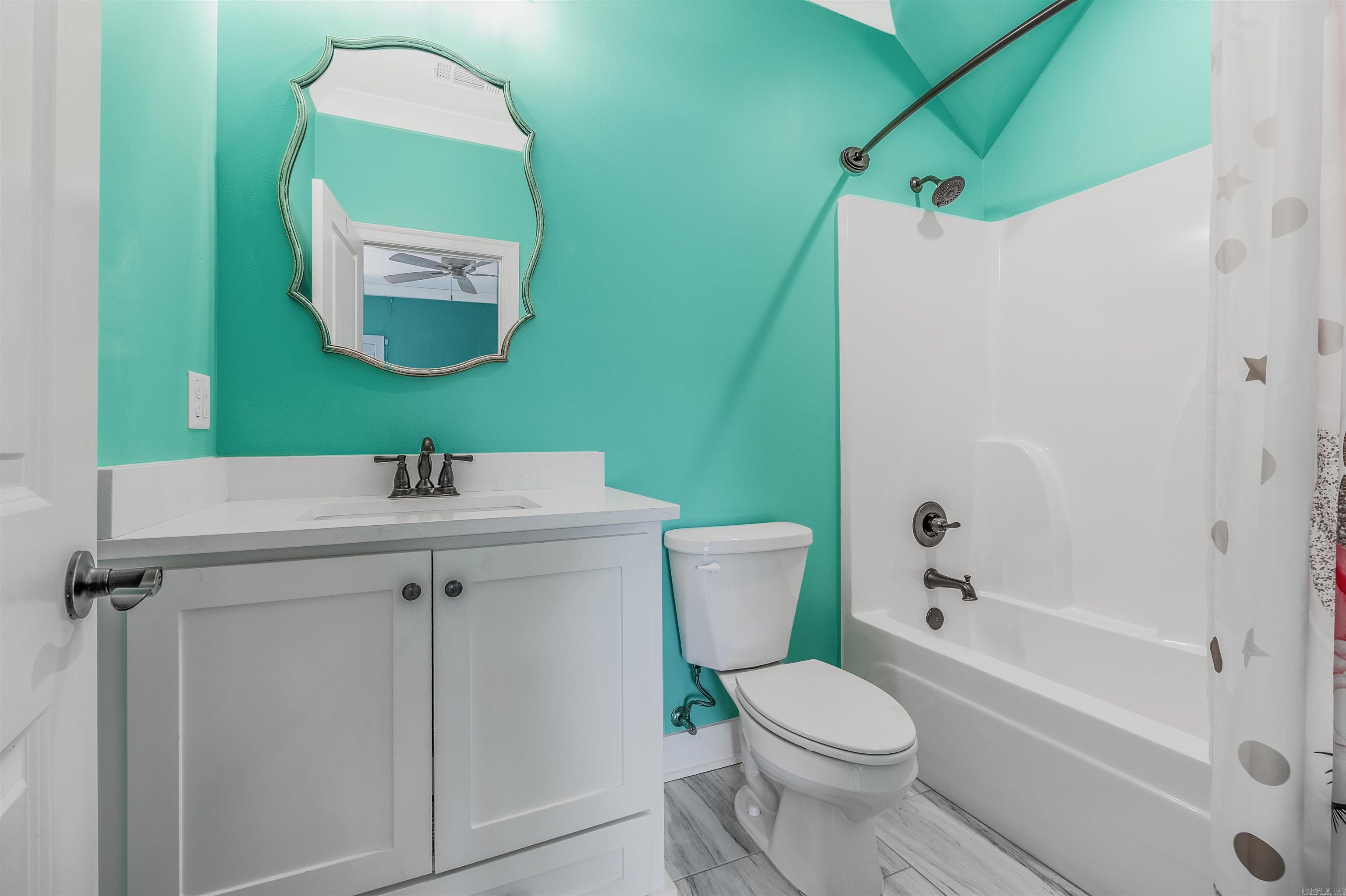 CHENAL VALLEY "CAUREL COURT" - Residential