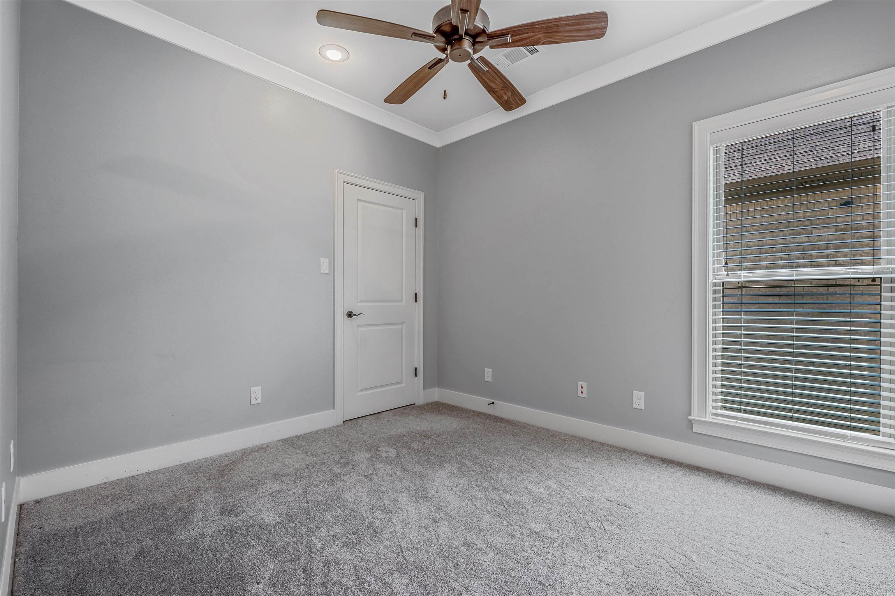 CHENAL VALLEY "CAUREL COURT" - Residential