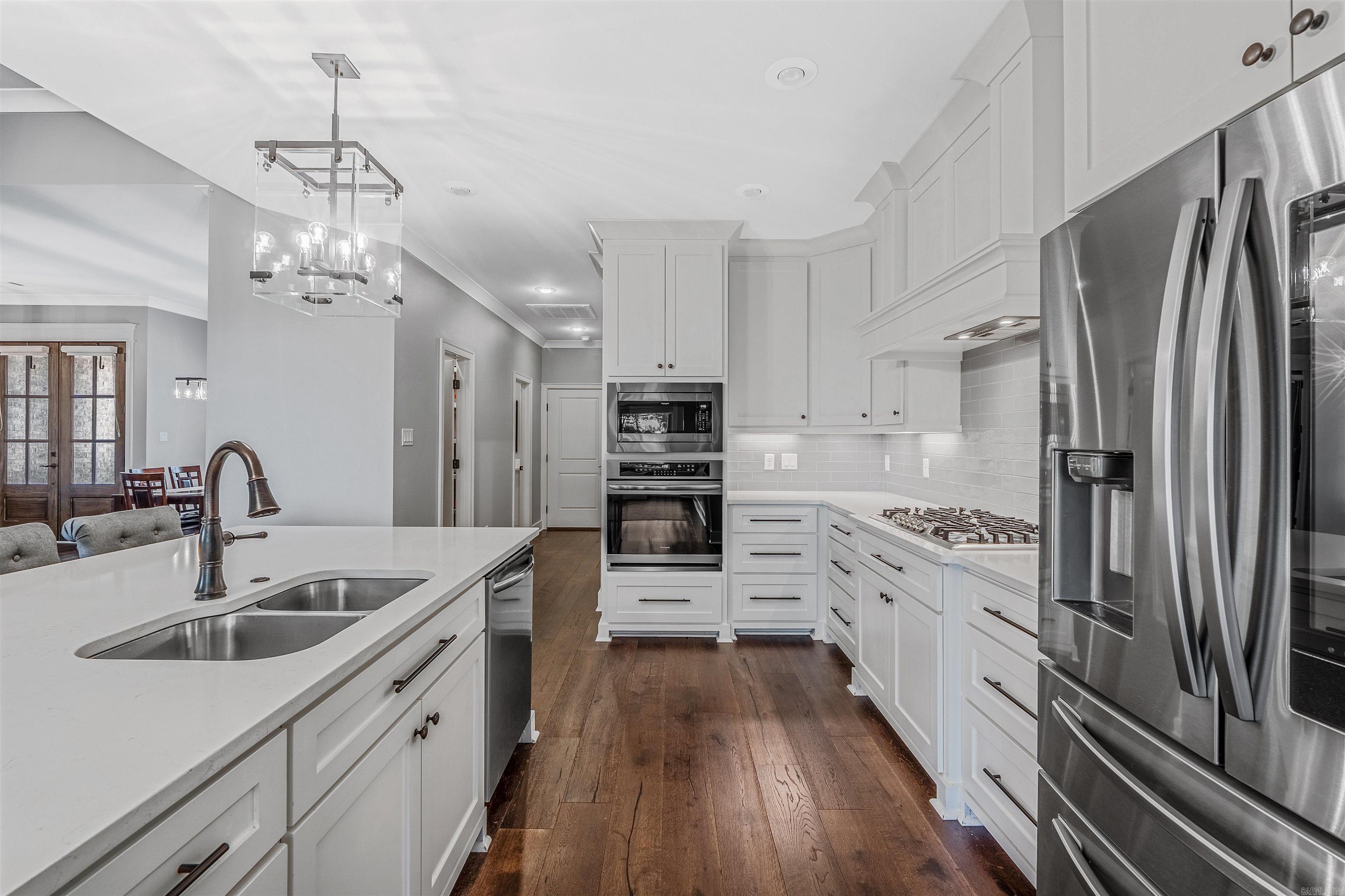 CHENAL VALLEY "CAUREL COURT" - Residential