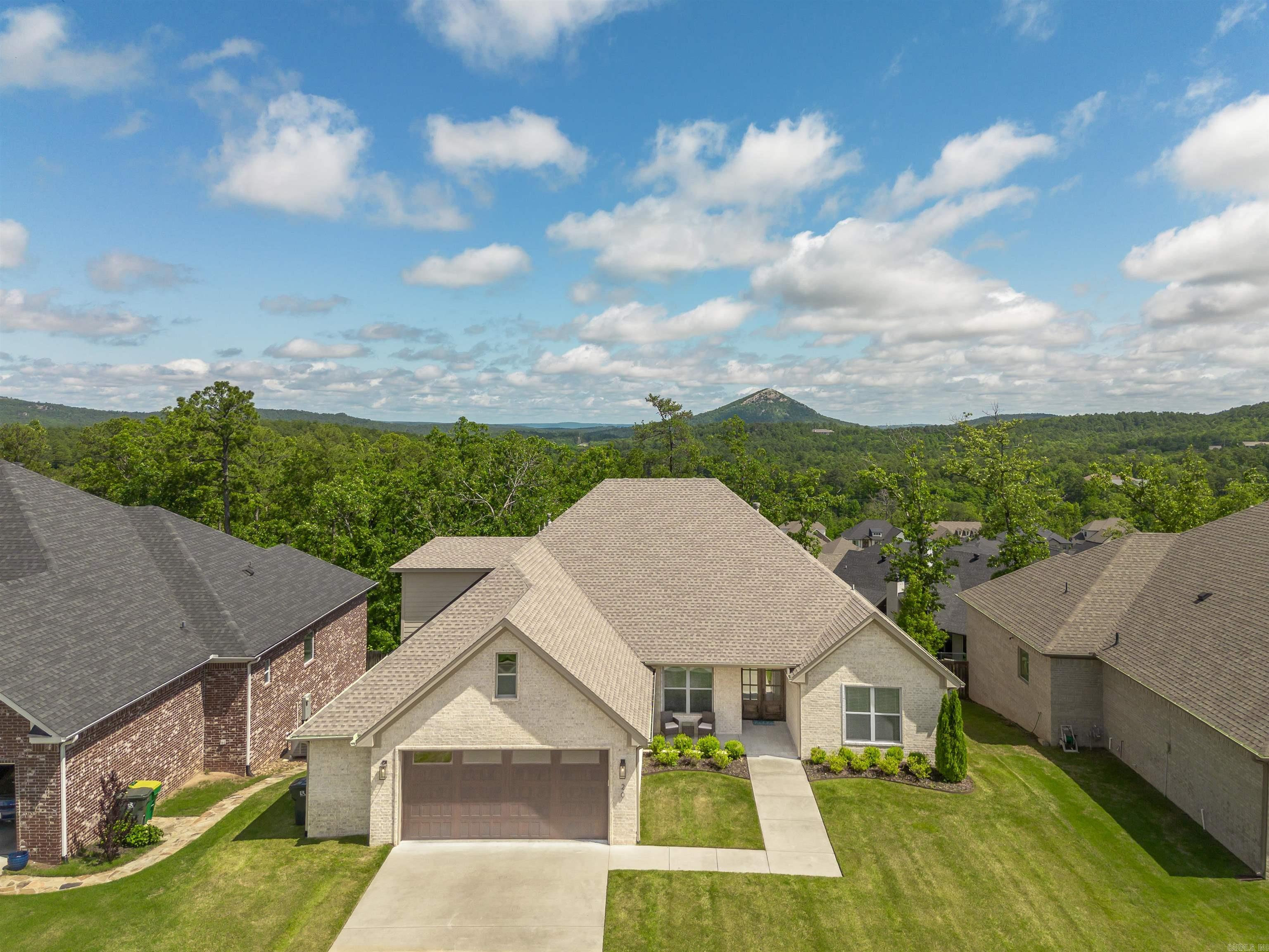 CHENAL VALLEY "CAUREL COURT" - Residential