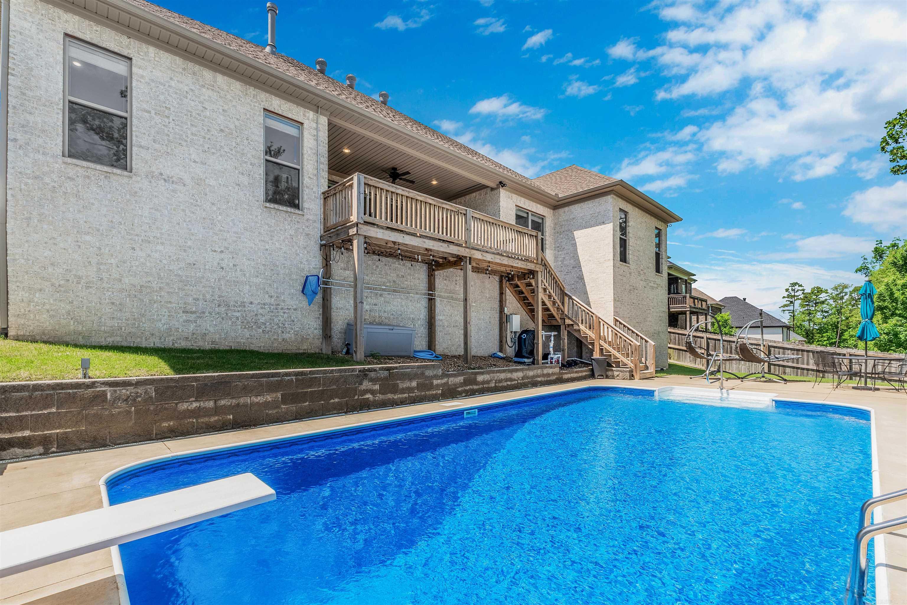 CHENAL VALLEY "CAUREL COURT" - Residential