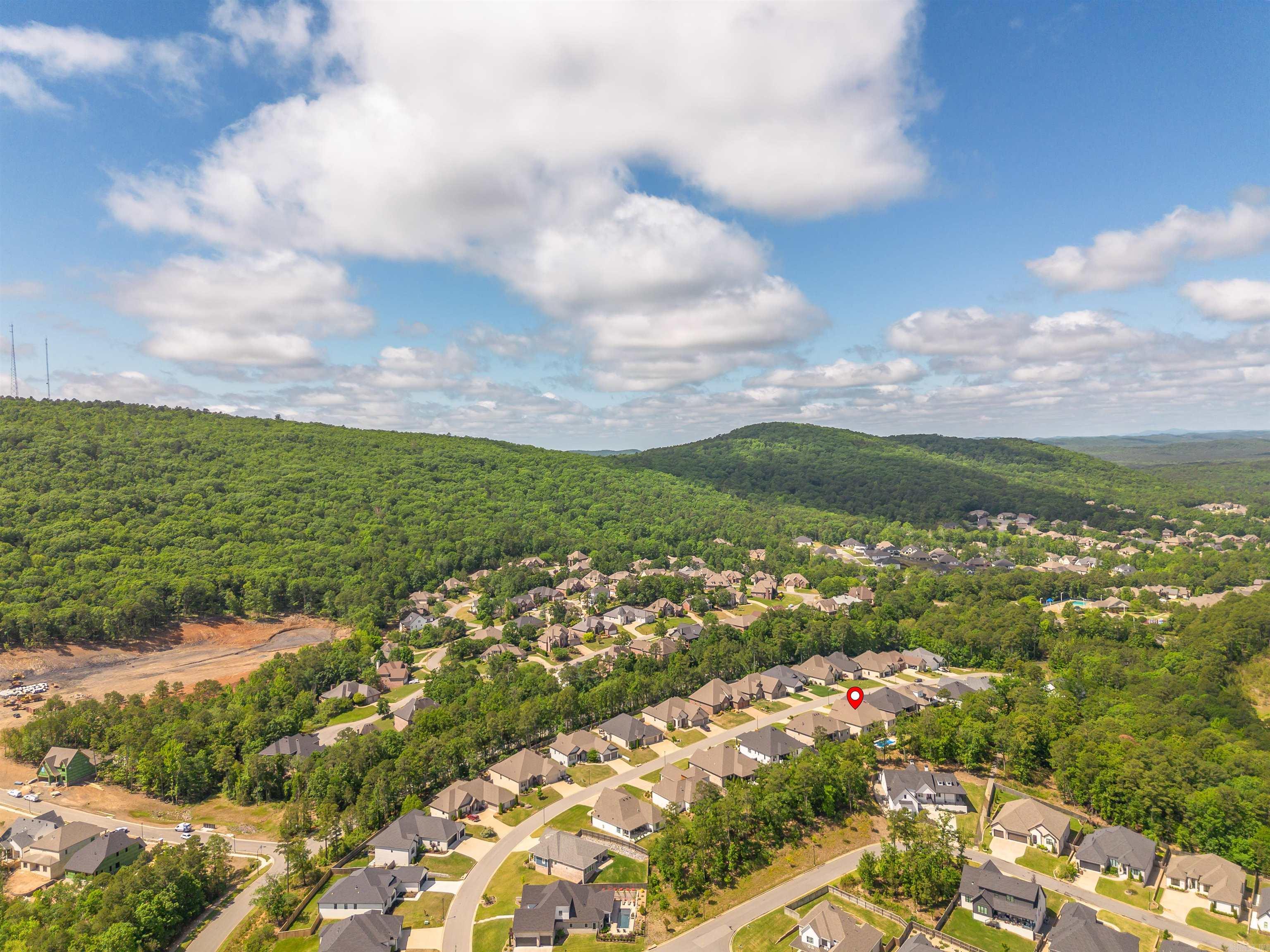 CHENAL VALLEY "CAUREL COURT" - Residential