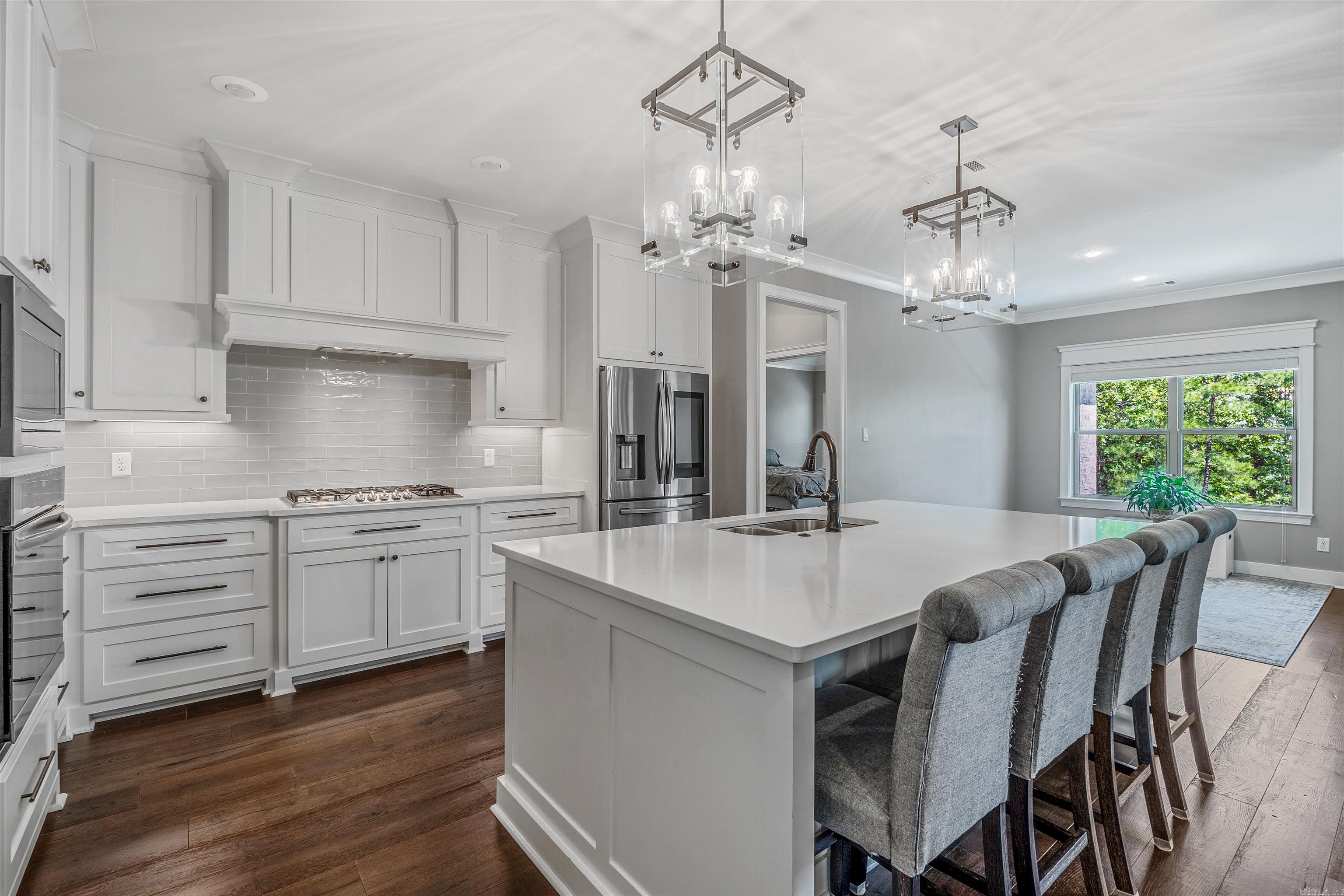 CHENAL VALLEY "CAUREL COURT" - Residential