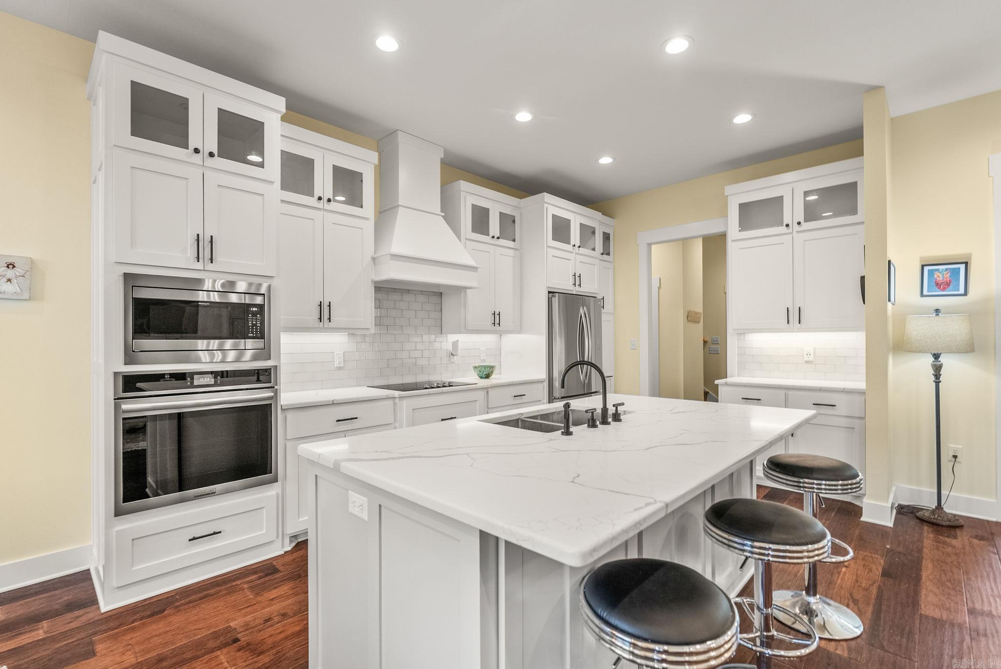 QUAIL VALLEY ESTS - Residential