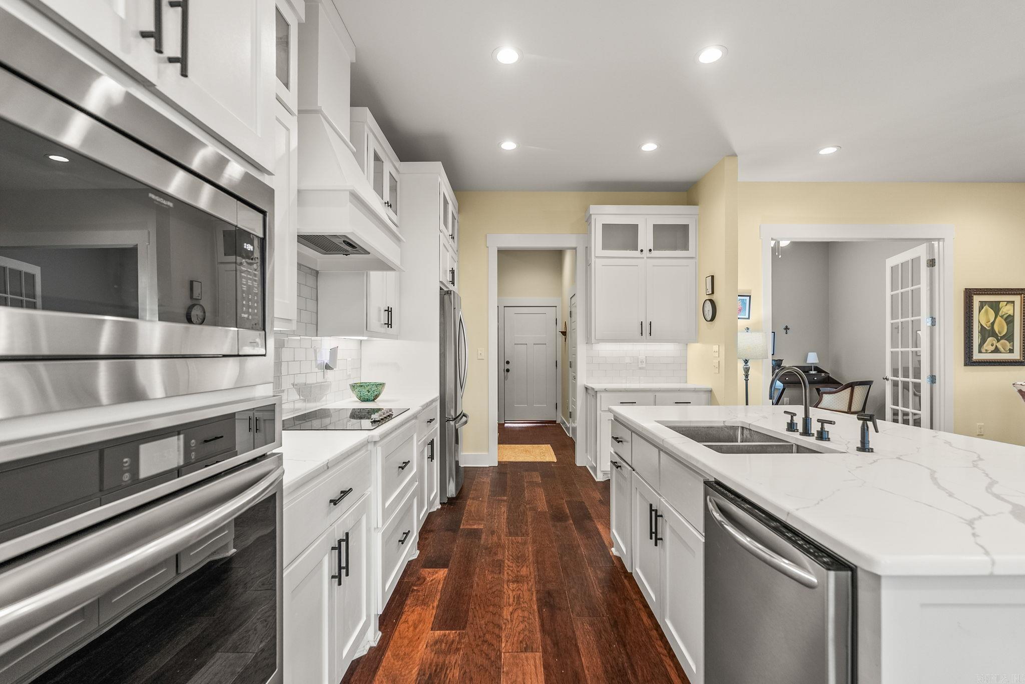 QUAIL VALLEY ESTS - Residential
