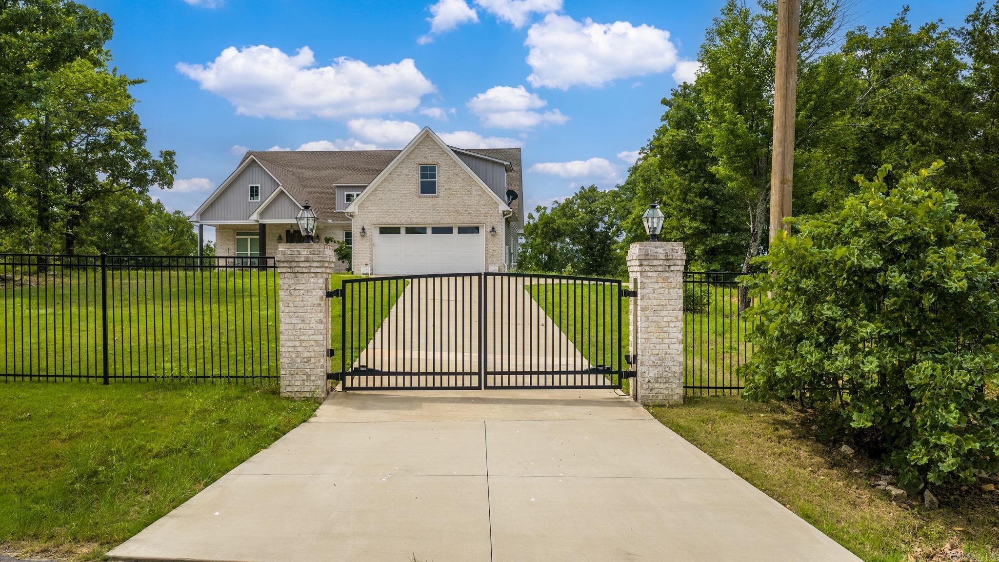 QUAIL VALLEY ESTS - Residential