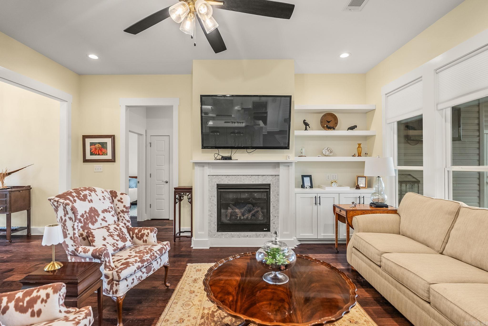 QUAIL VALLEY ESTS - Residential