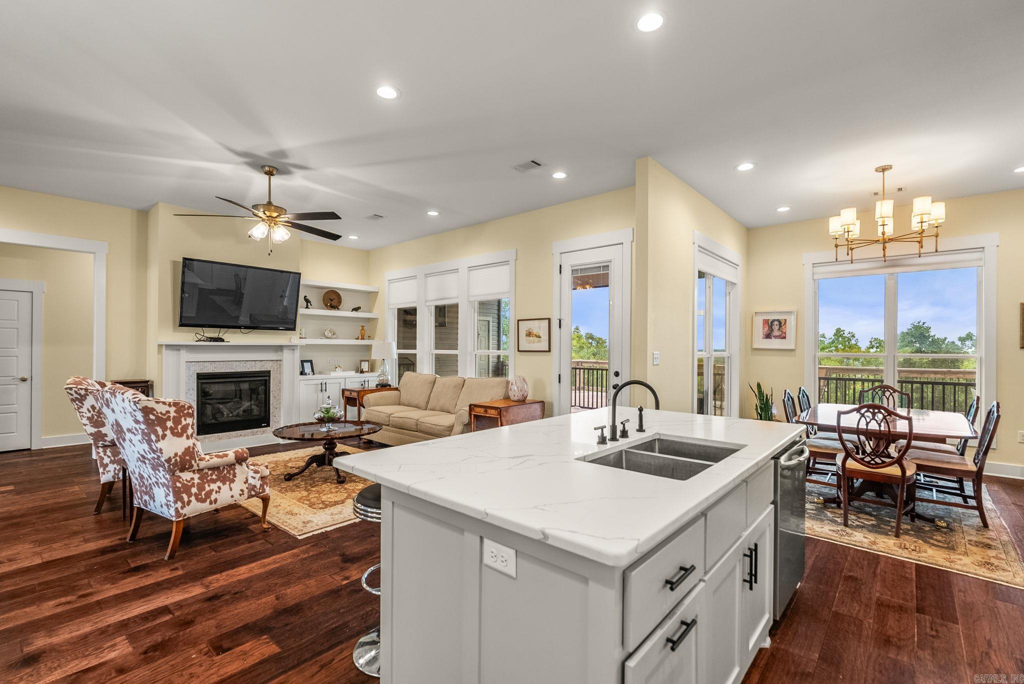 QUAIL VALLEY ESTS - Residential