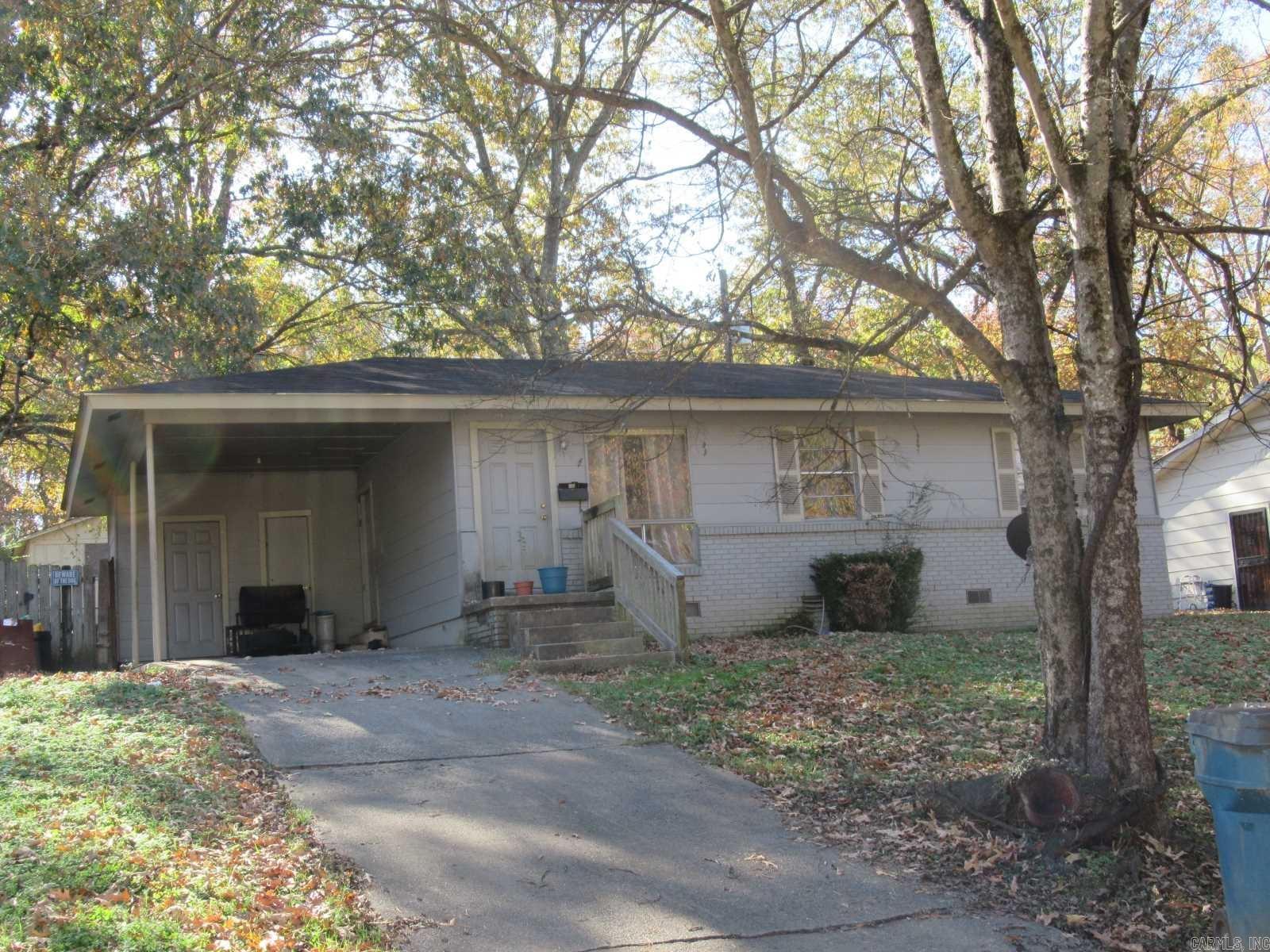 WAKEFIELD VILLAGE - Residential