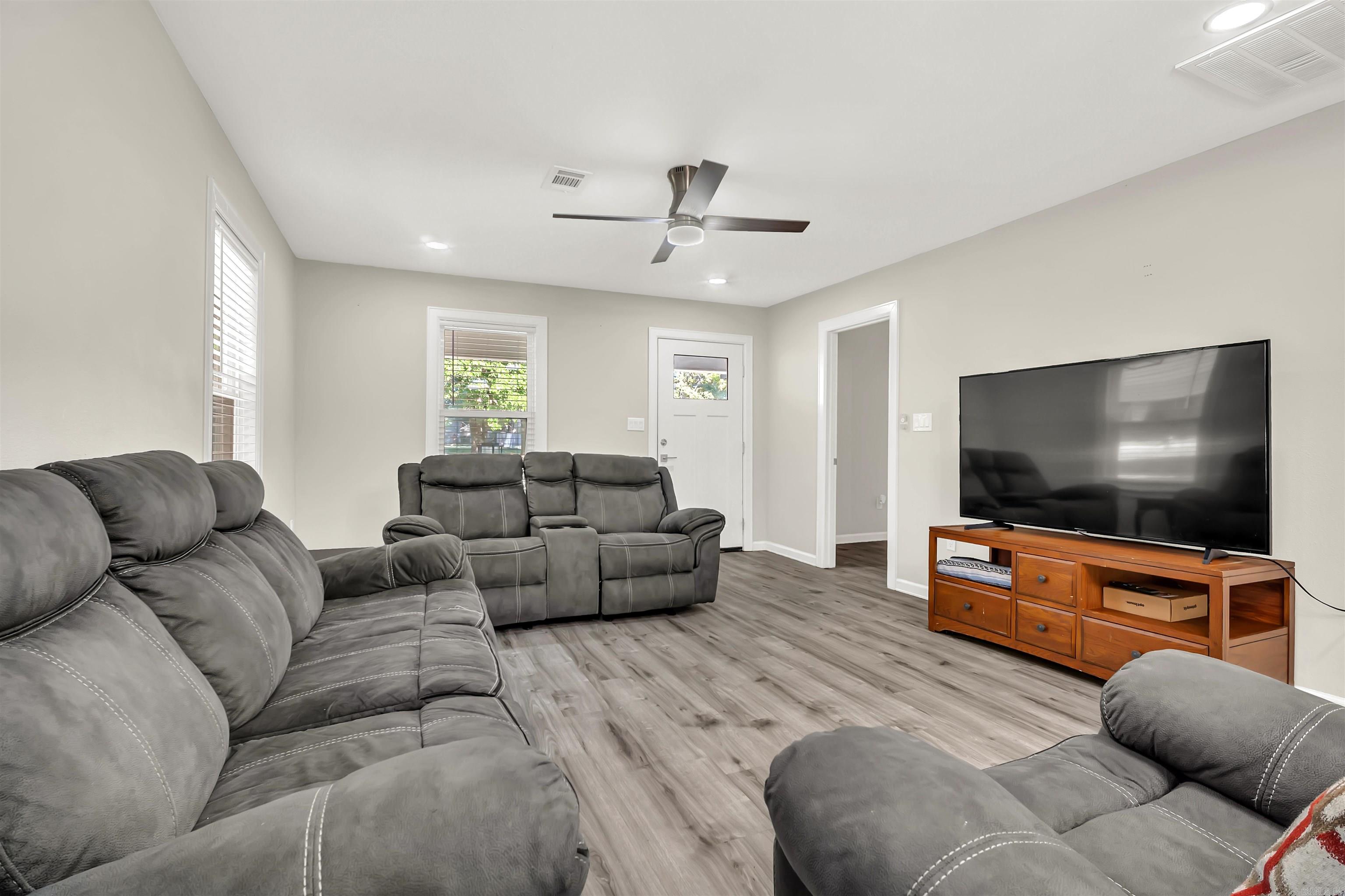HAIRSTON ADDN - Residential