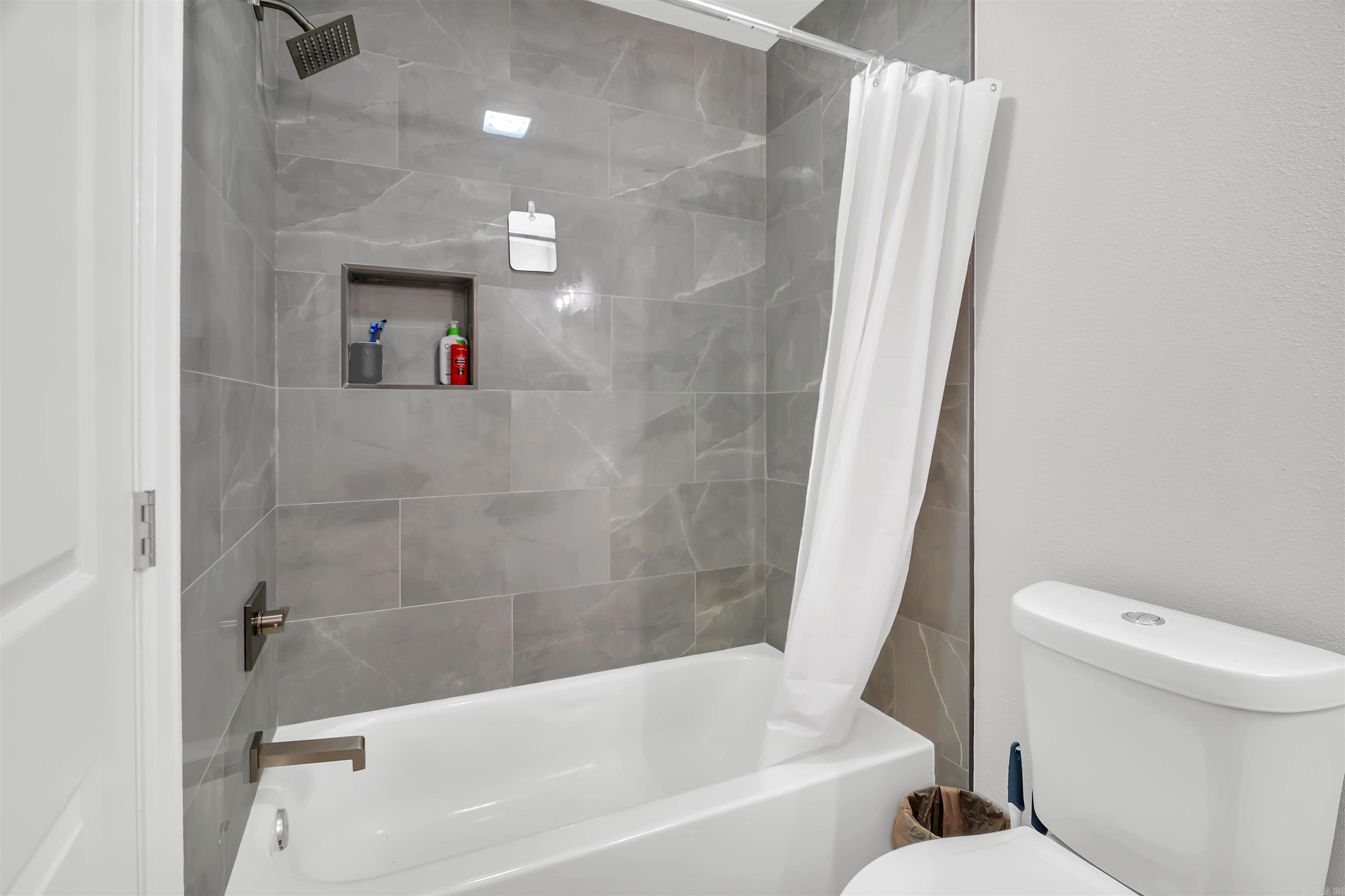 HAIRSTON ADDN - Residential