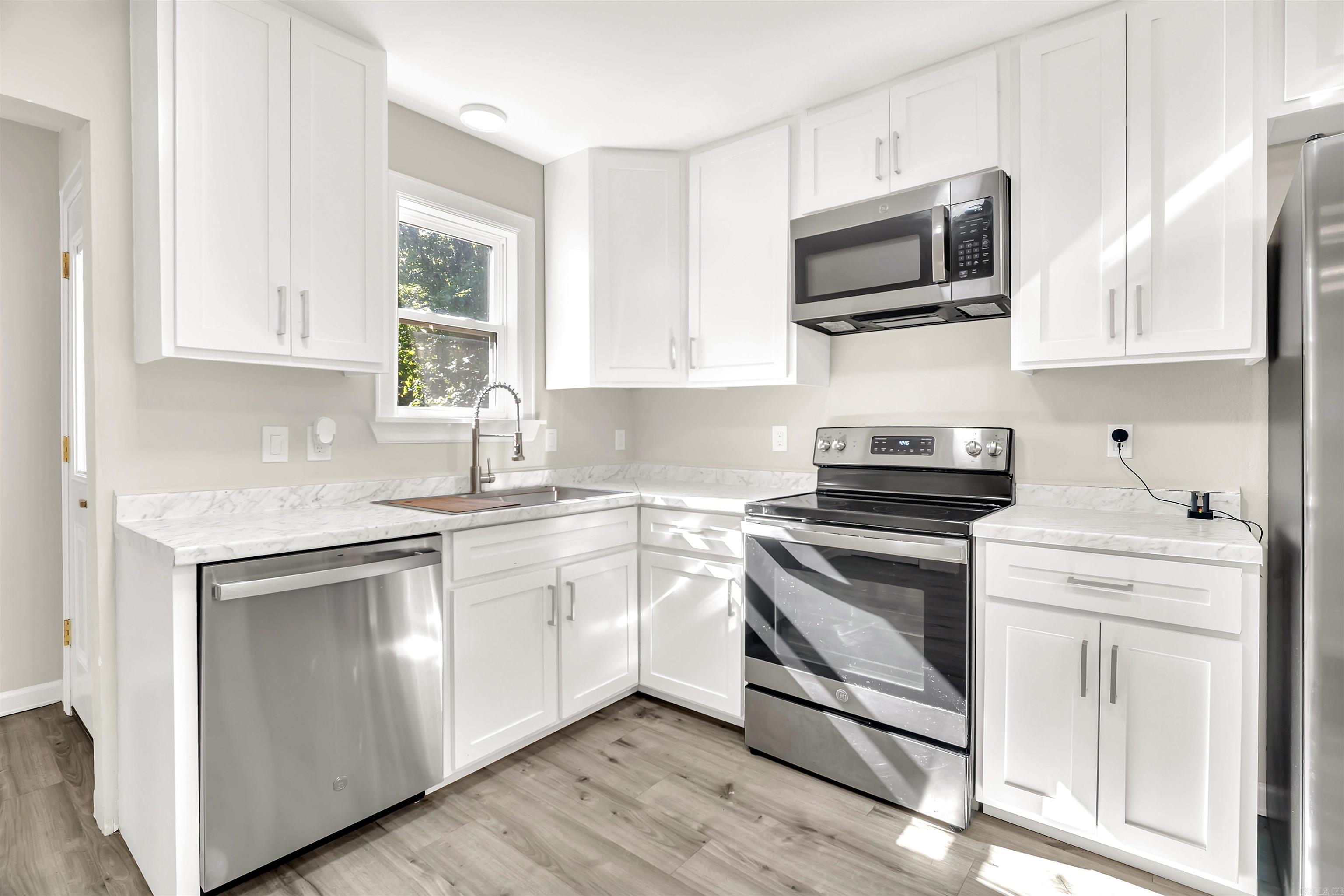 HAIRSTON ADDN - Residential