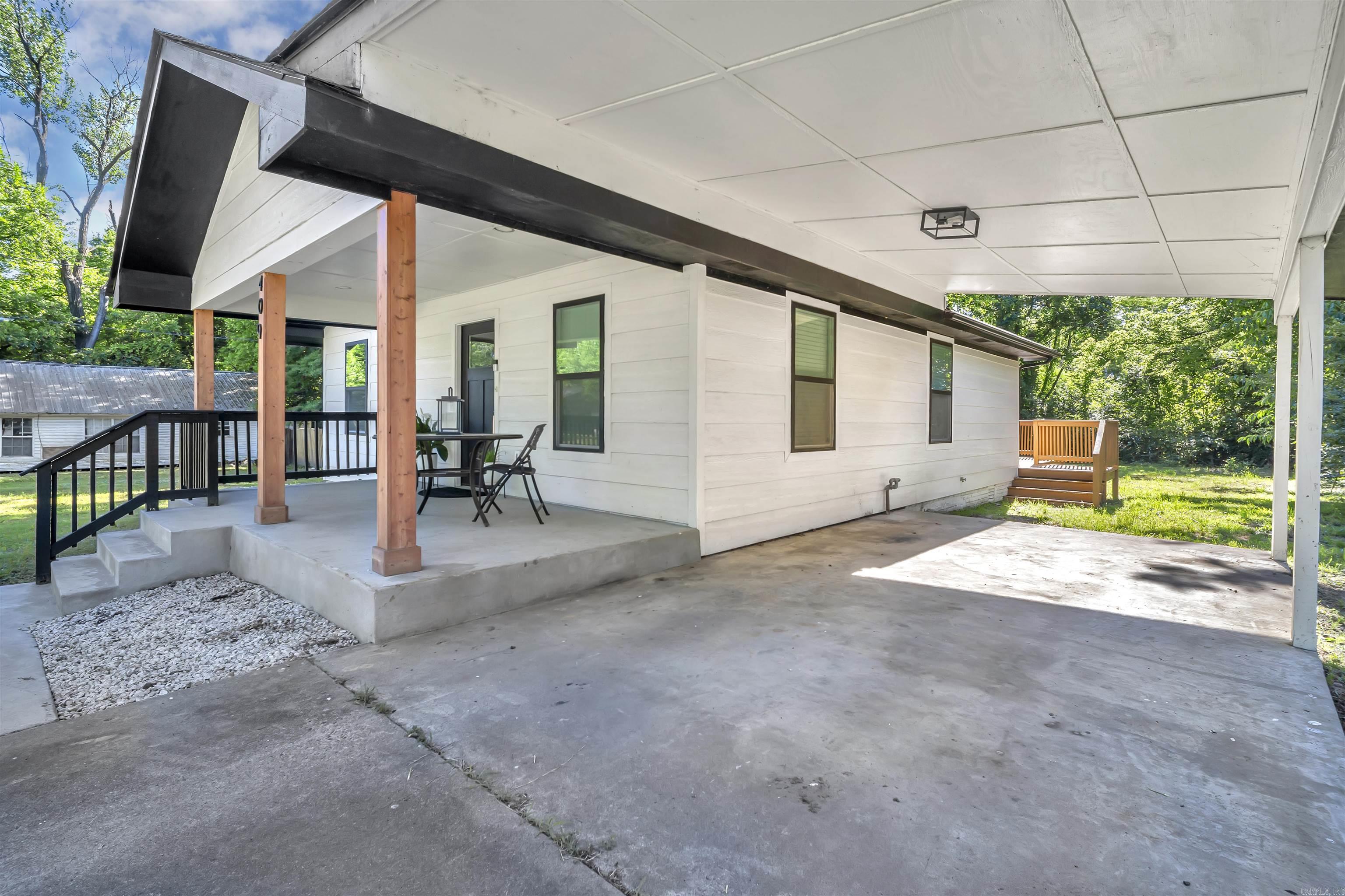 HAIRSTON ADDN - Residential