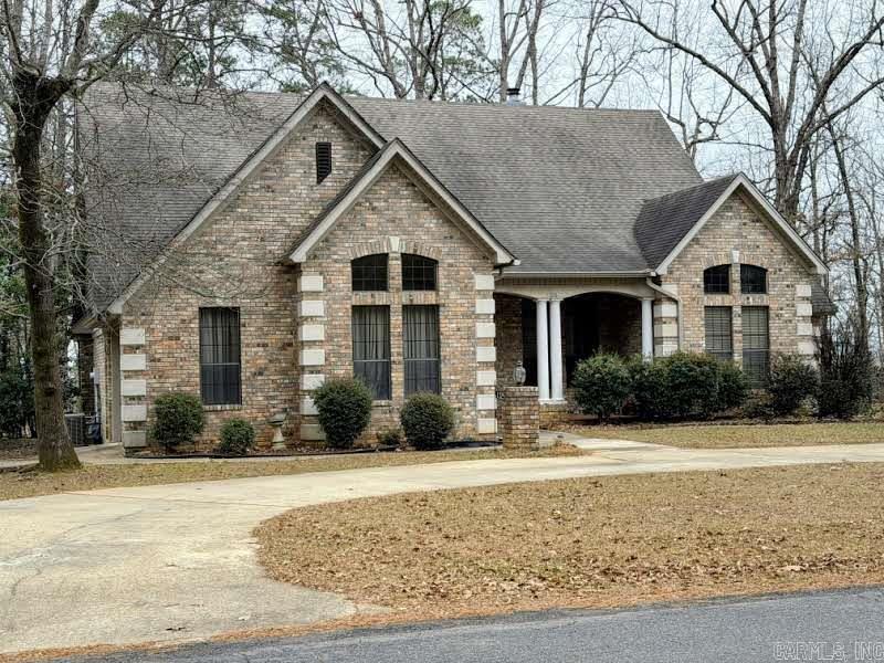 VIEW HILLS - Residential