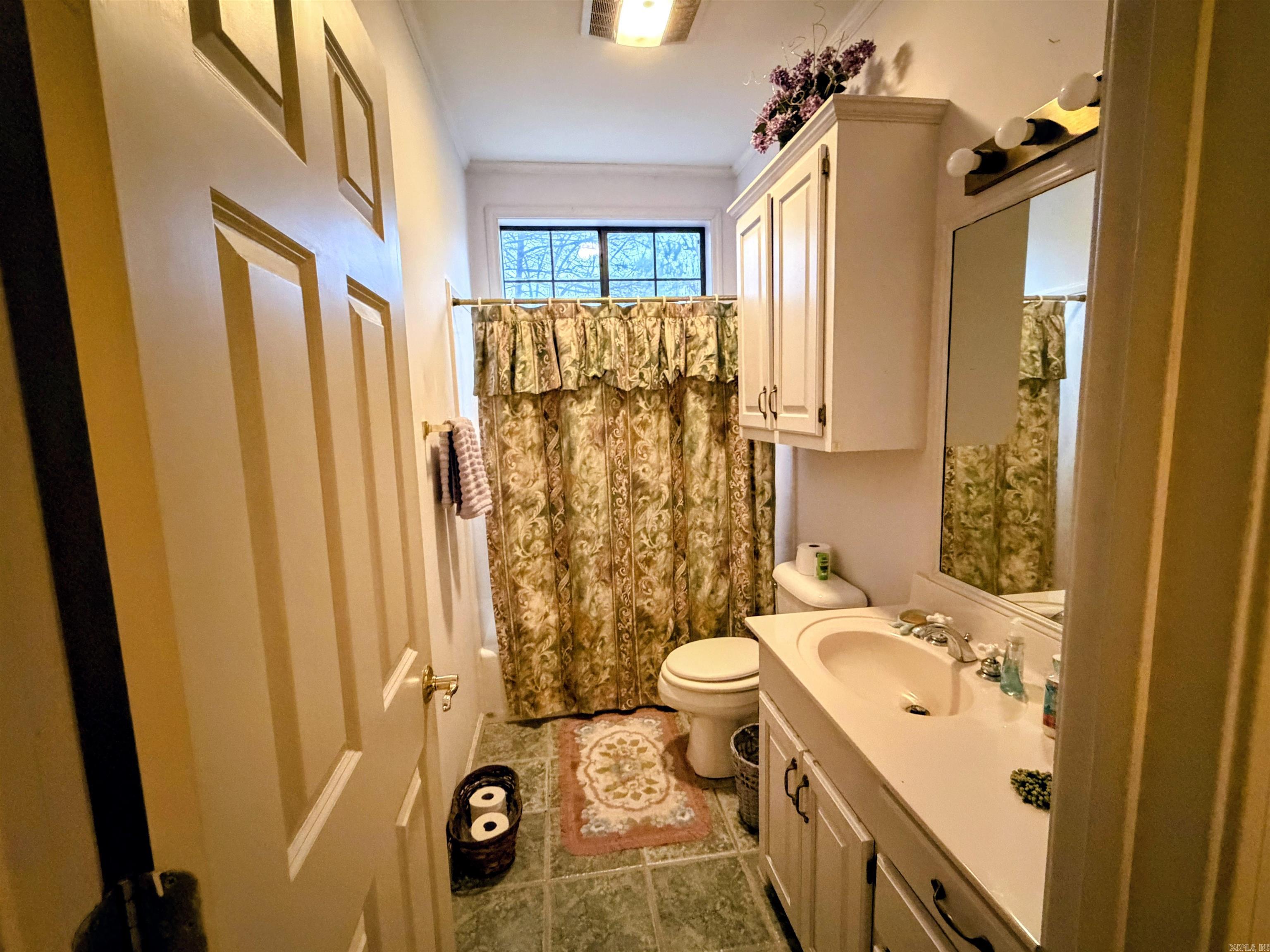 VIEW HILLS - Residential