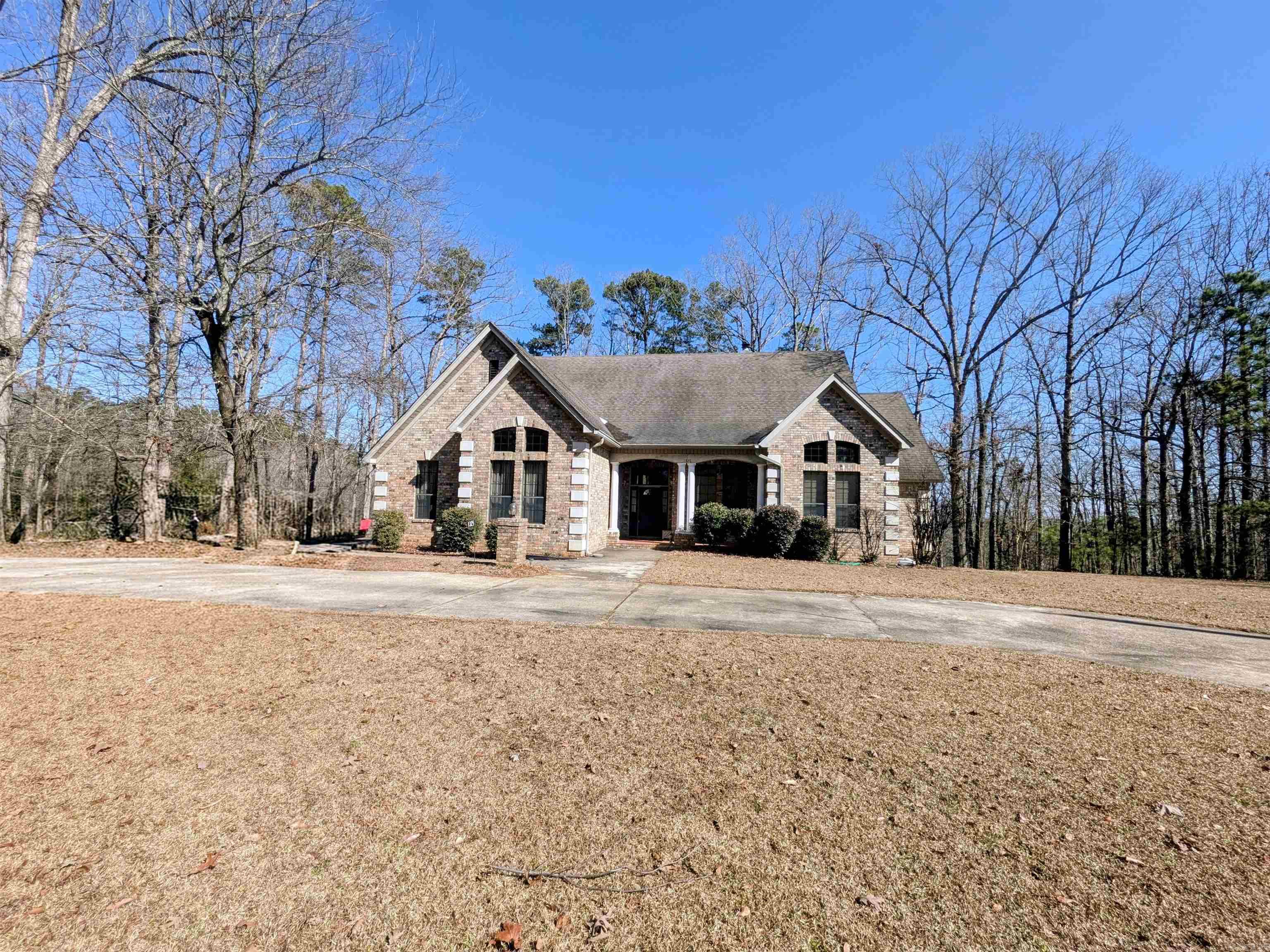 VIEW HILLS - Residential