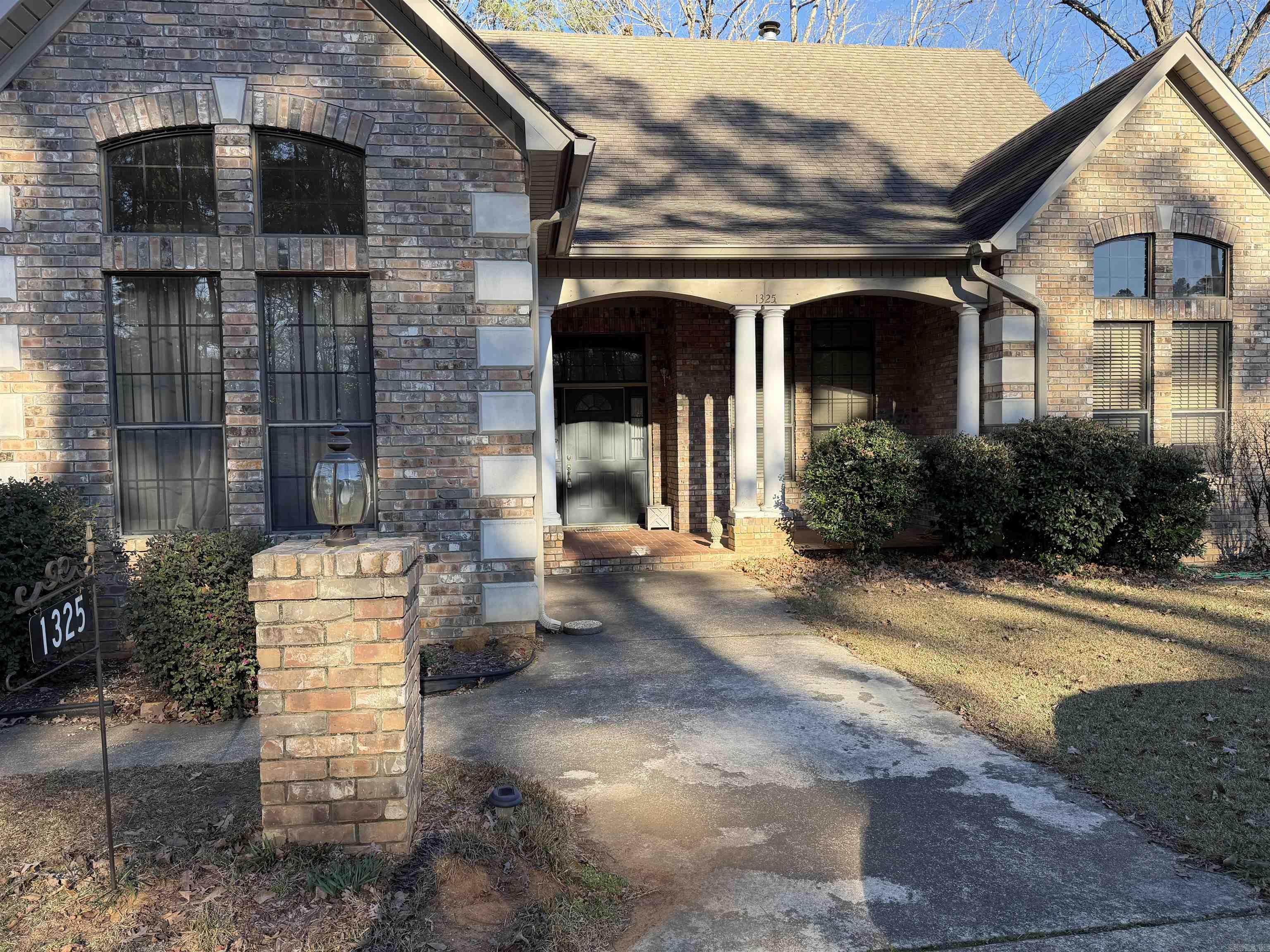 VIEW HILLS - Residential