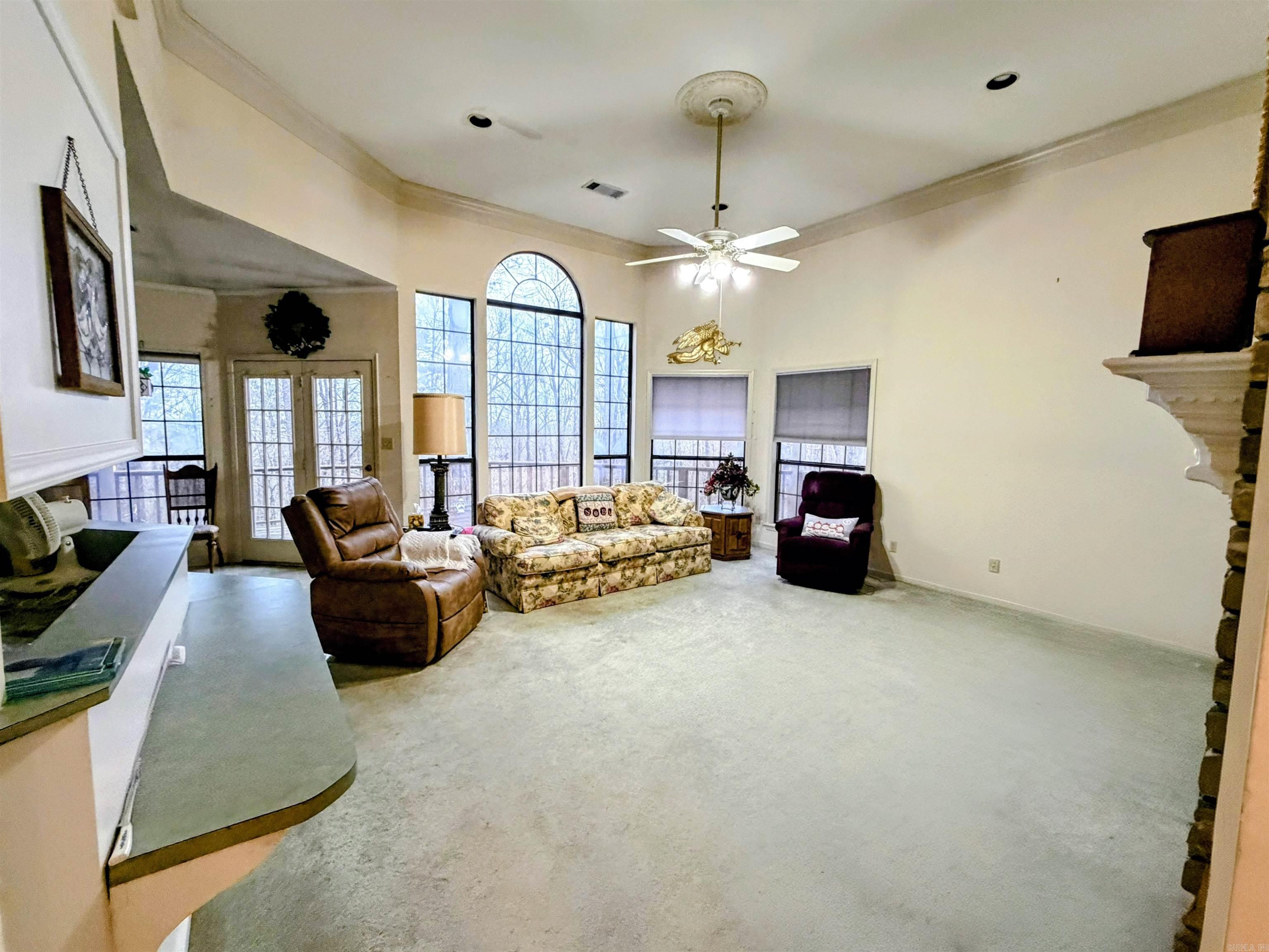 VIEW HILLS - Residential