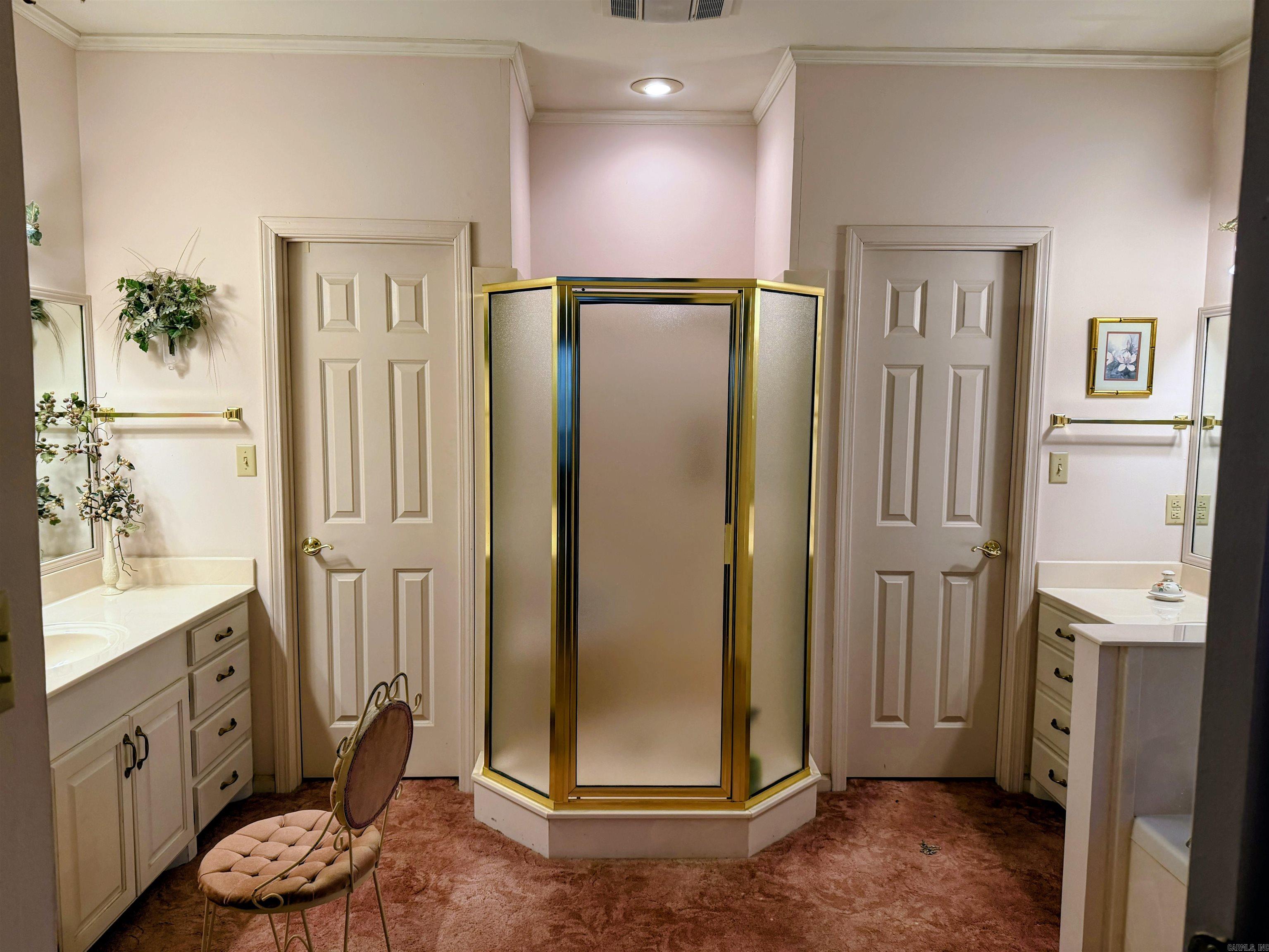 VIEW HILLS - Residential