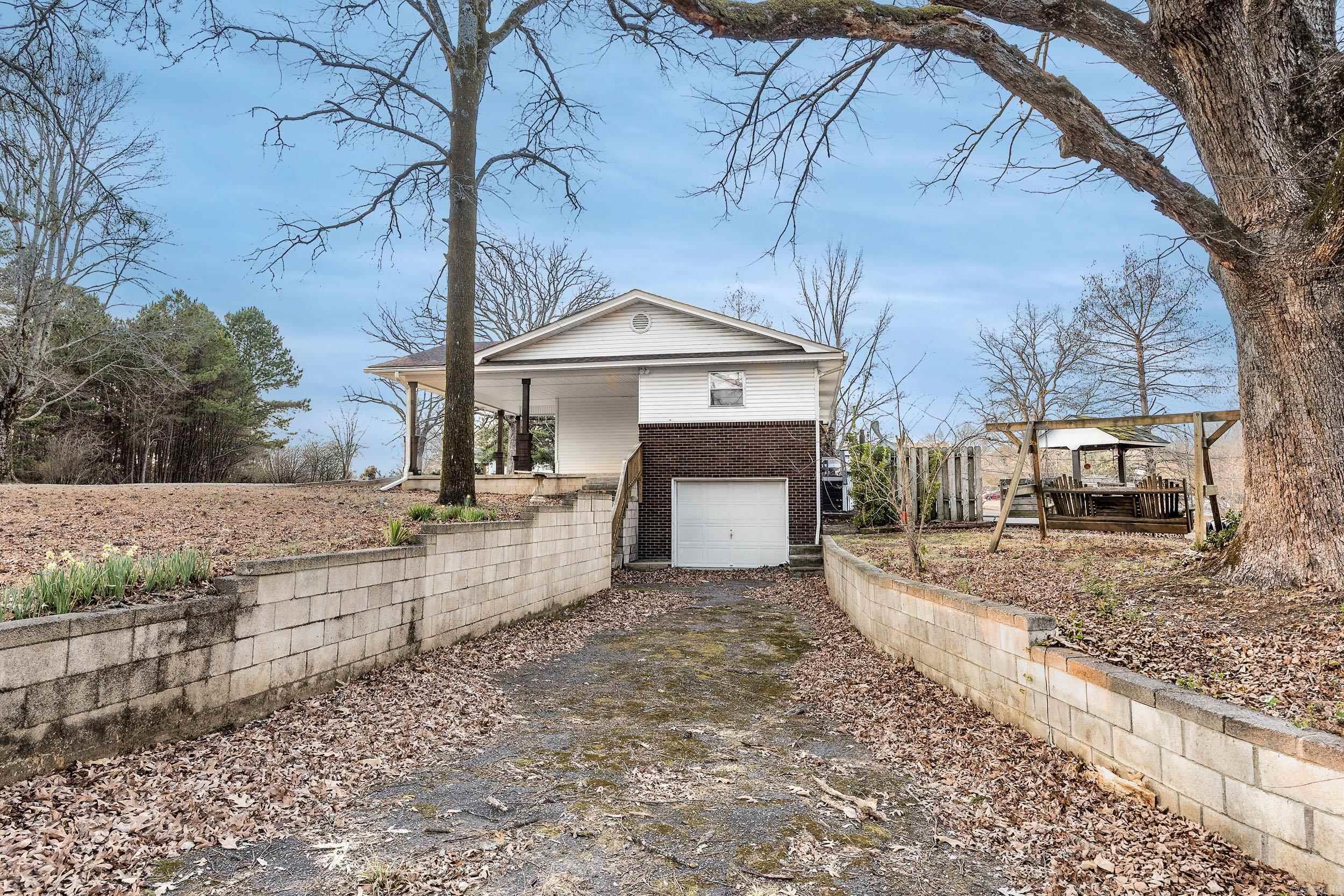 CHICOT ACRES - Residential