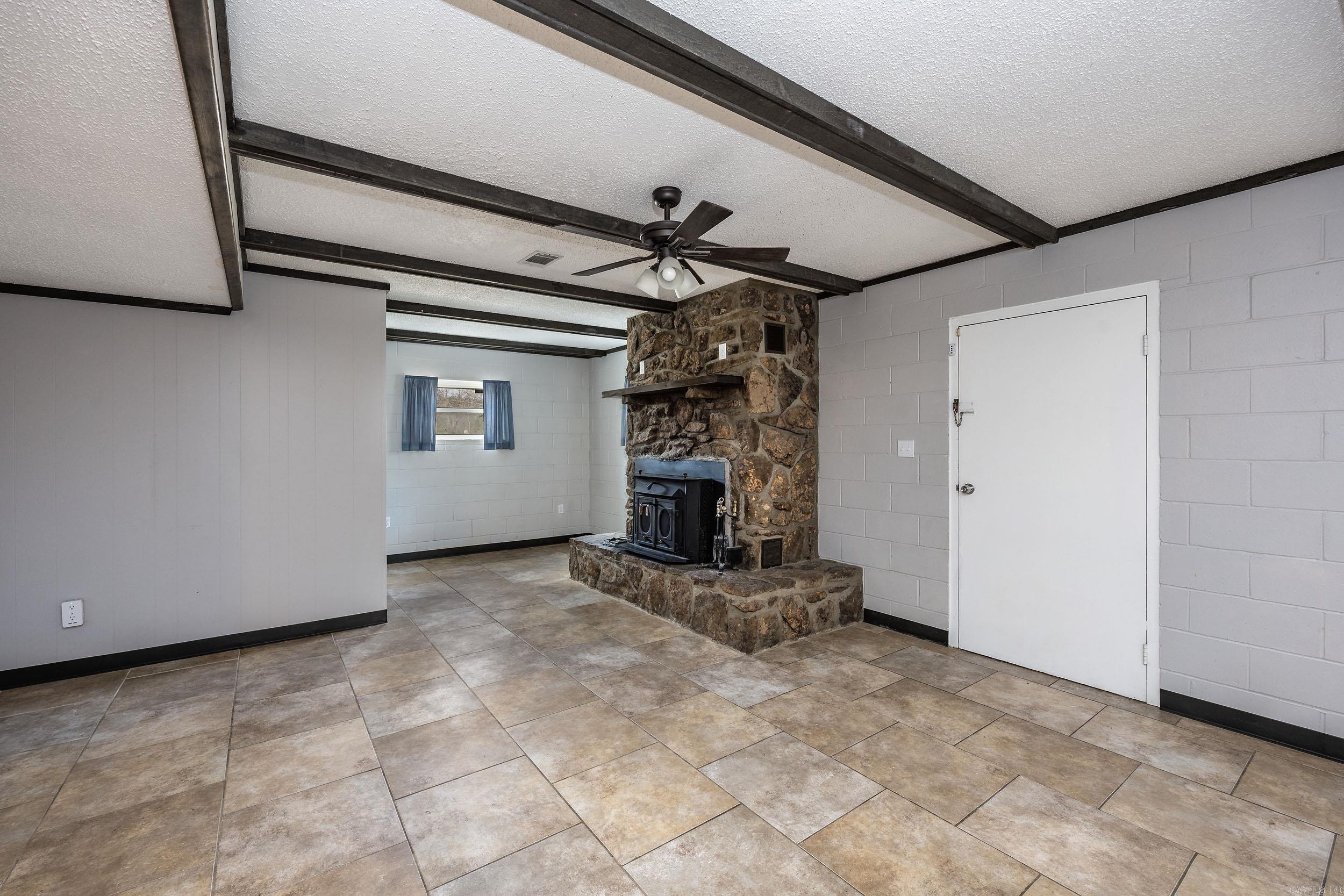 CHICOT ACRES - Residential