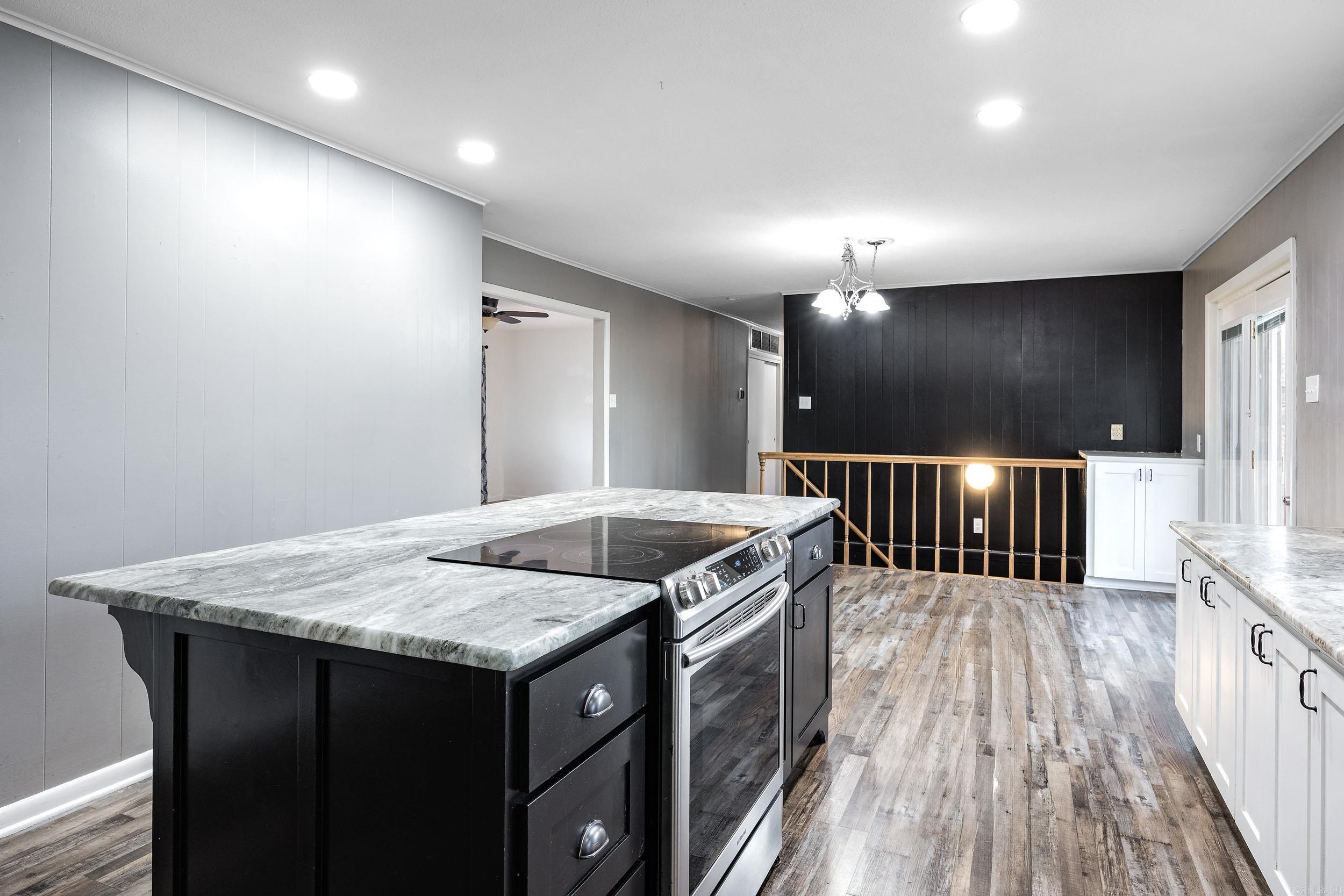 CHICOT ACRES - Residential