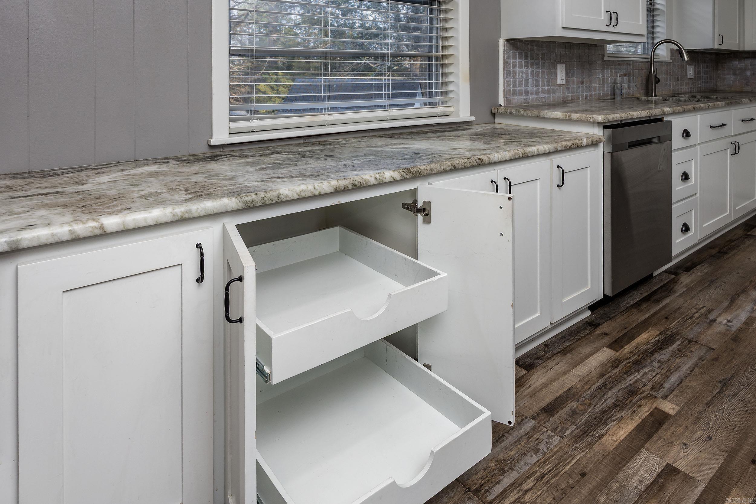 CHICOT ACRES - Residential