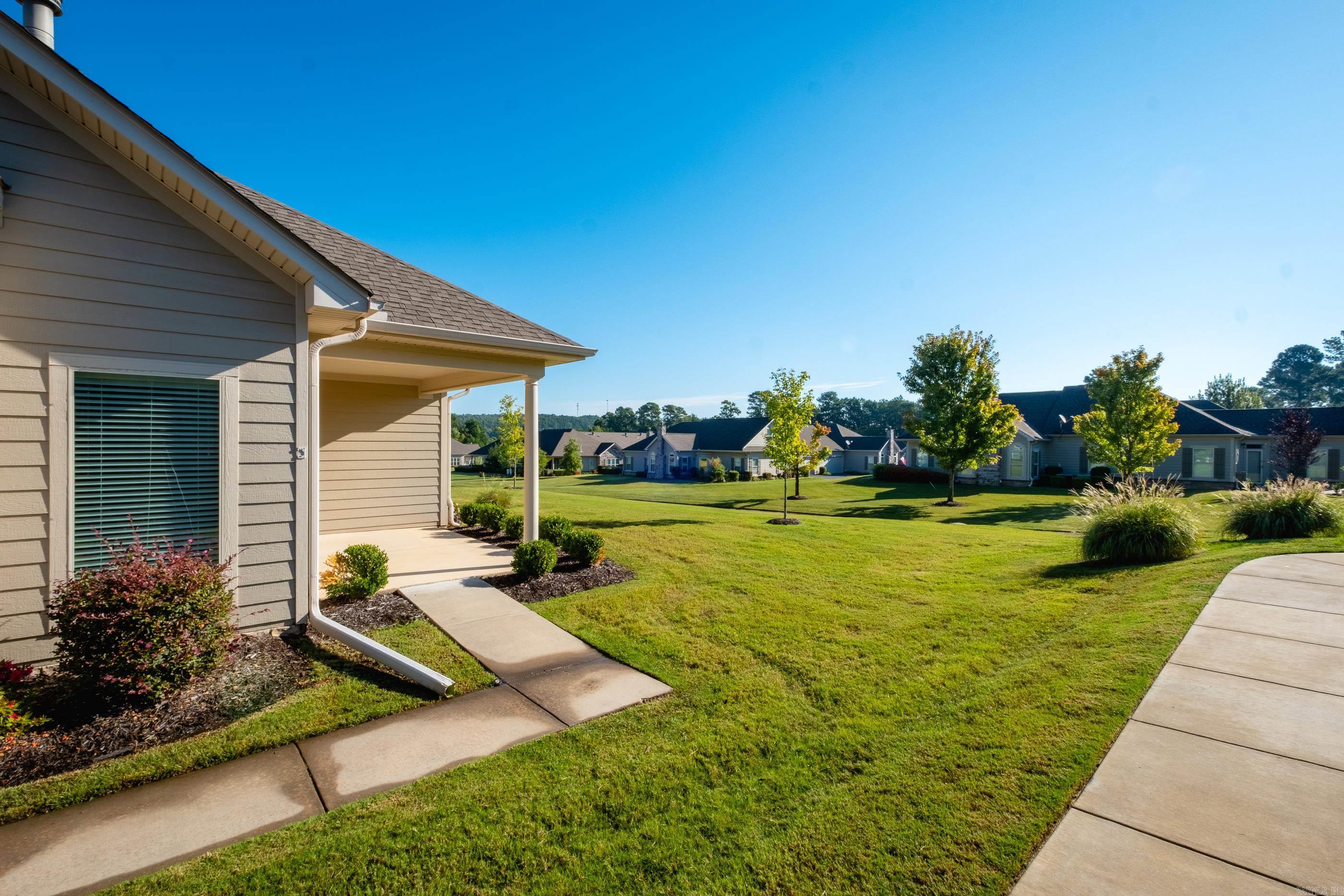 MOUNTAIN TERRACE ESTATES TOWNHOM - Residential