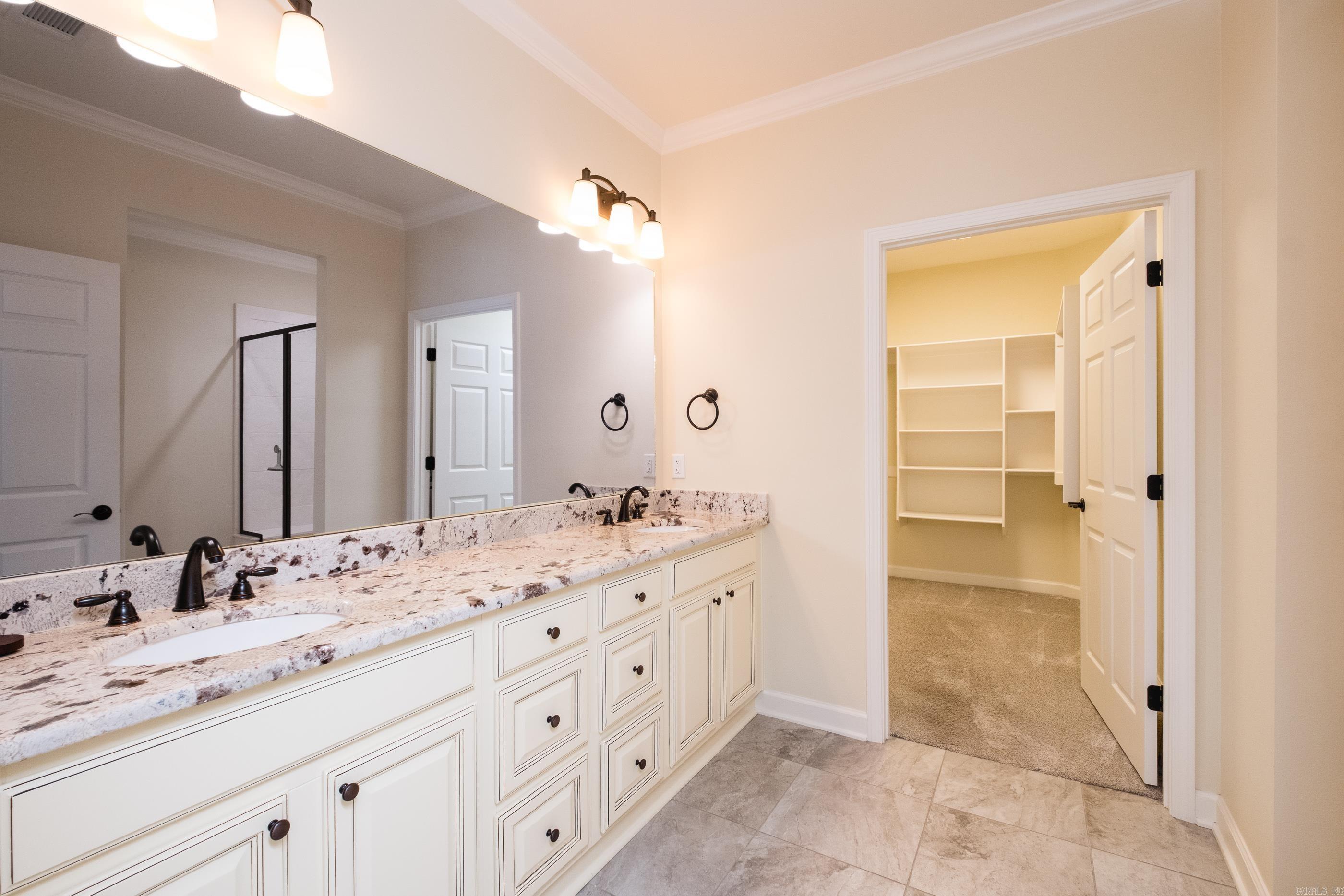 MOUNTAIN TERRACE ESTATES TOWNHOM - Residential