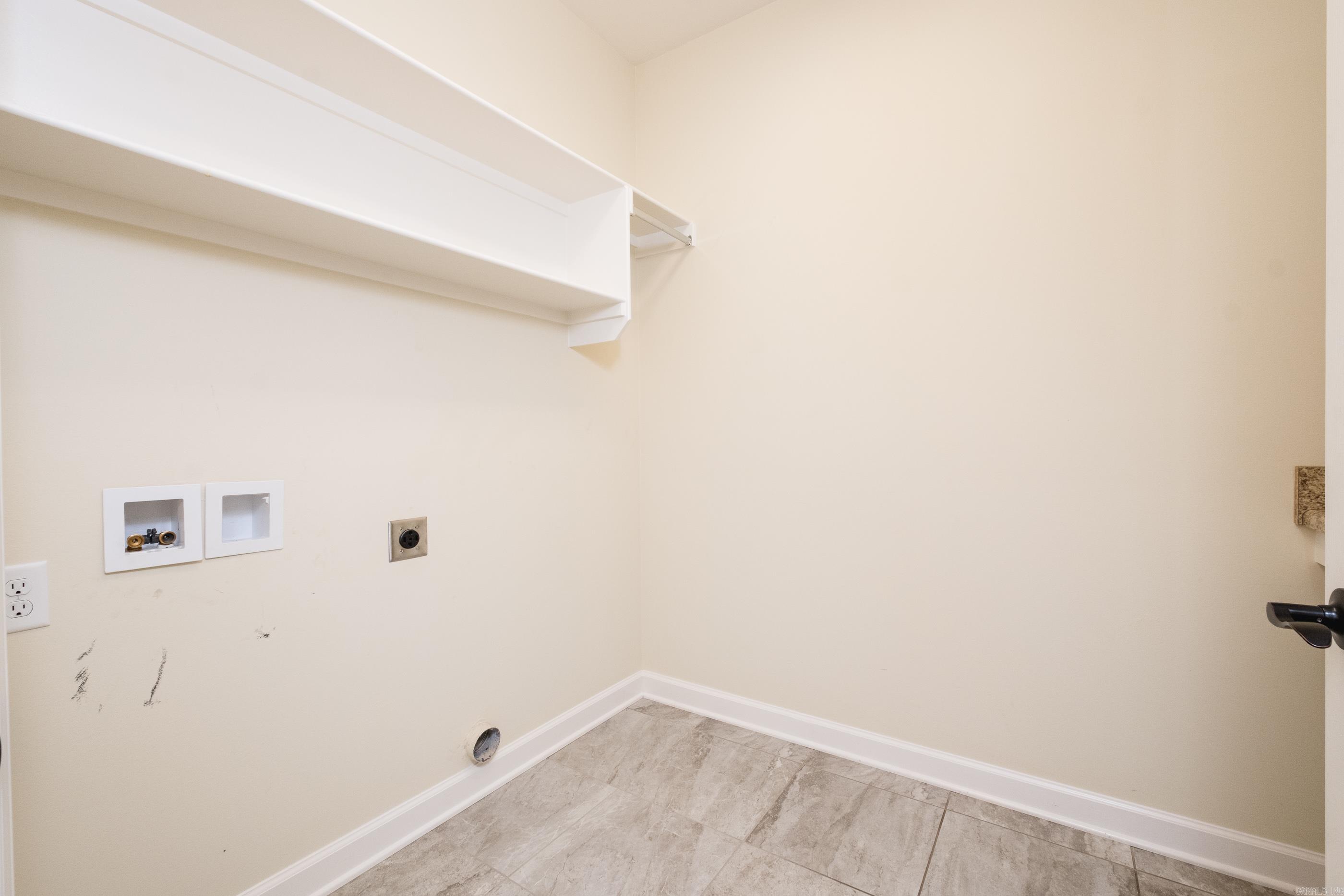 MOUNTAIN TERRACE ESTATES TOWNHOM - Residential