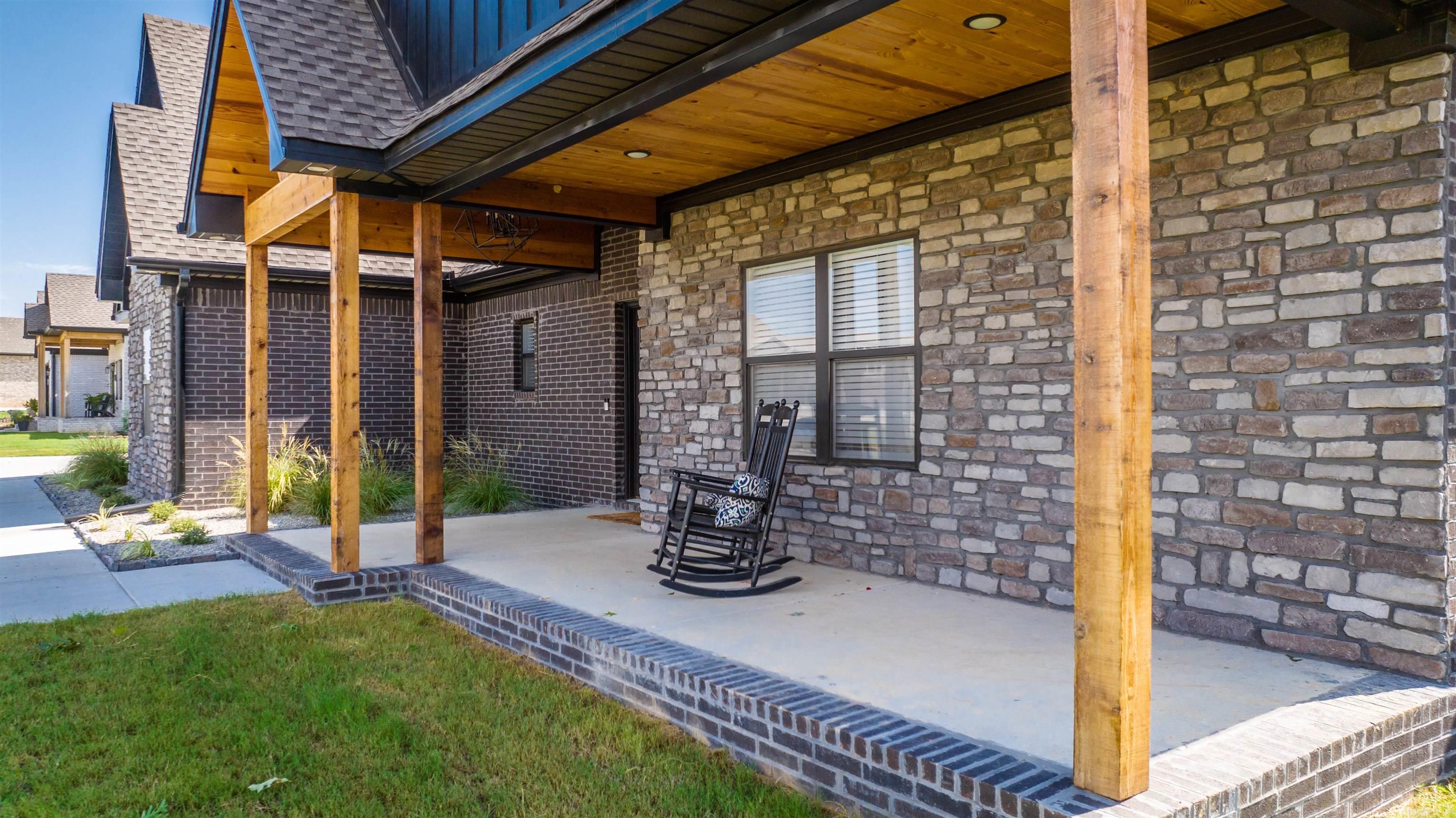 MOUNT TABOR ESTATES - Residential