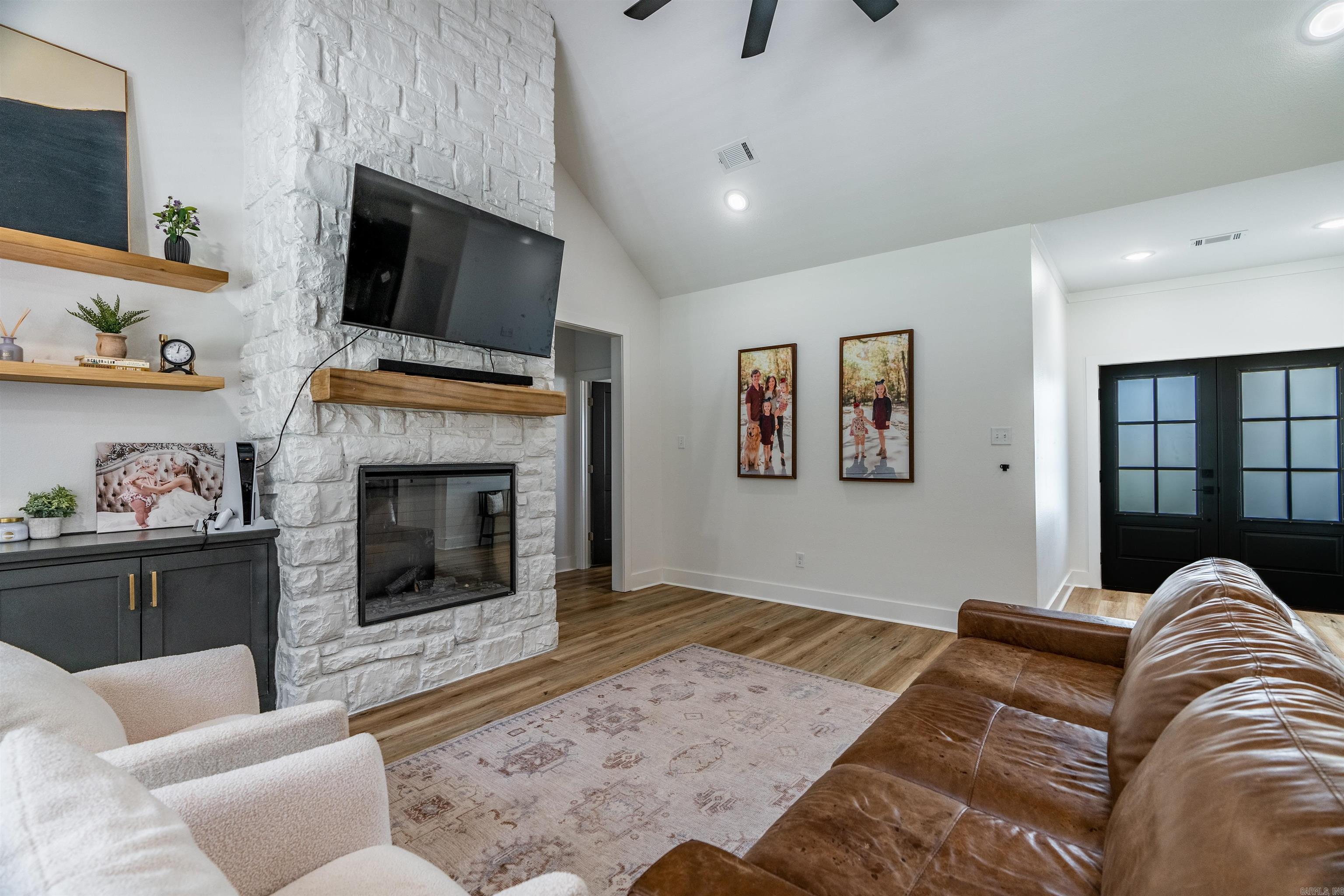 MOUNT TABOR ESTATES - Residential