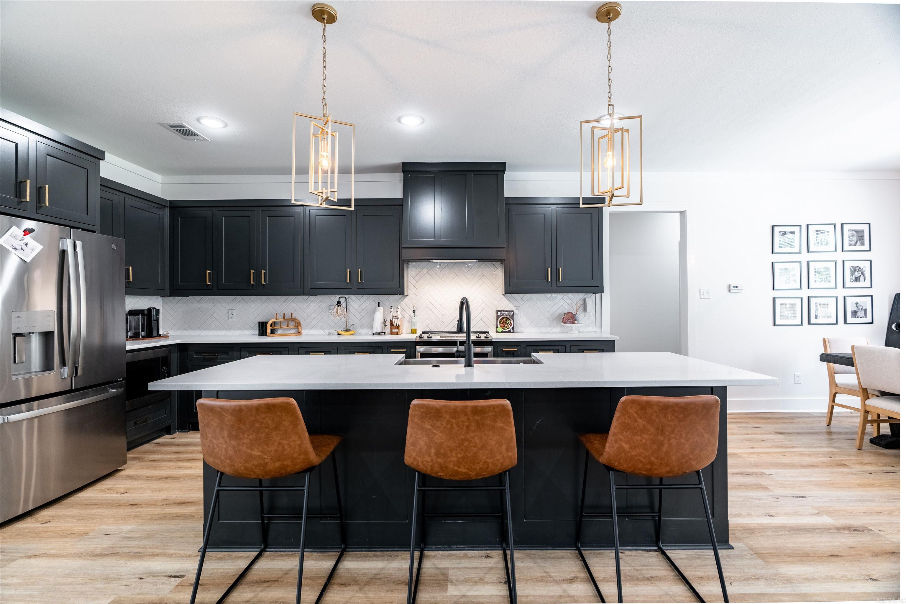 MOUNT TABOR ESTATES - Residential