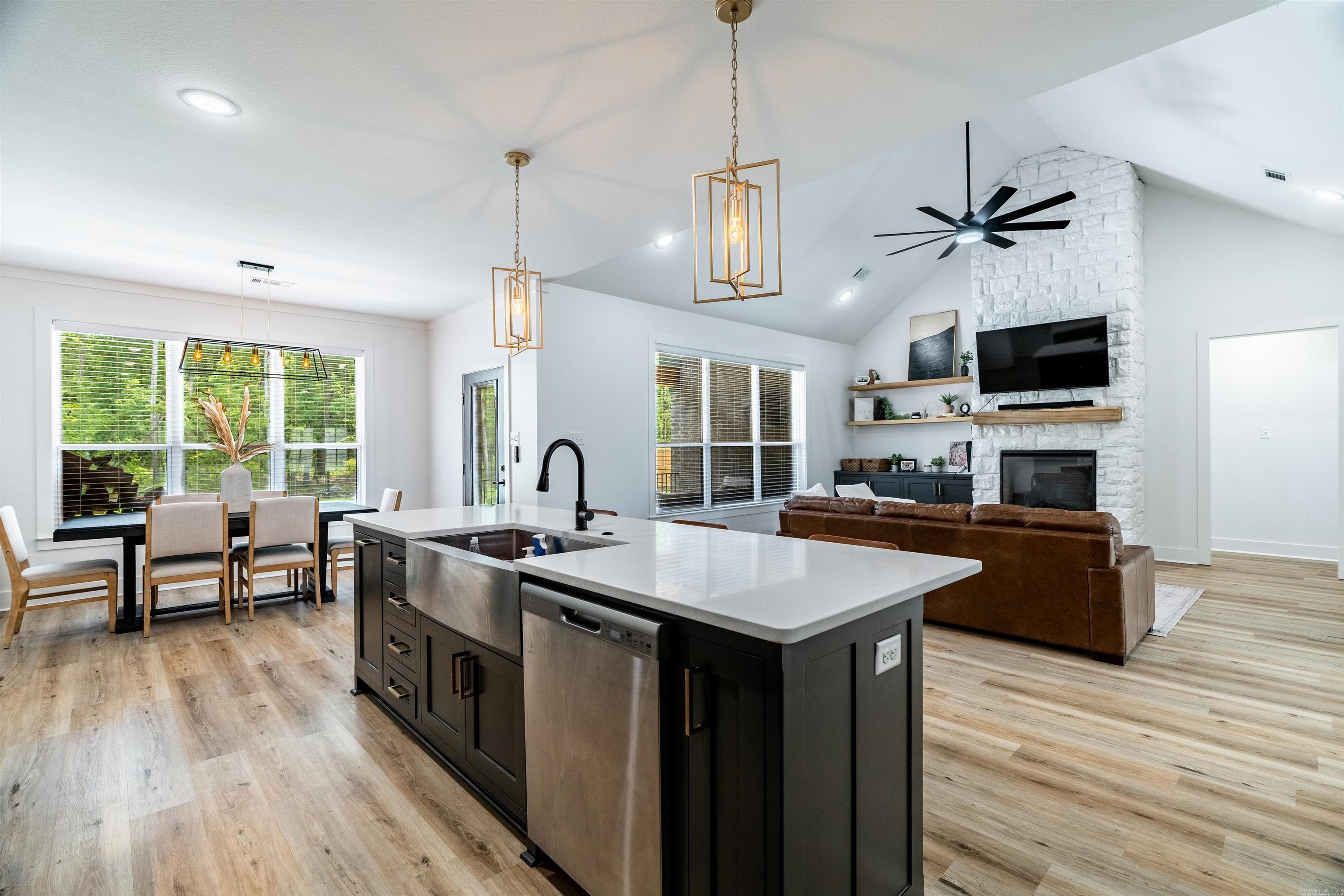 MOUNT TABOR ESTATES - Residential