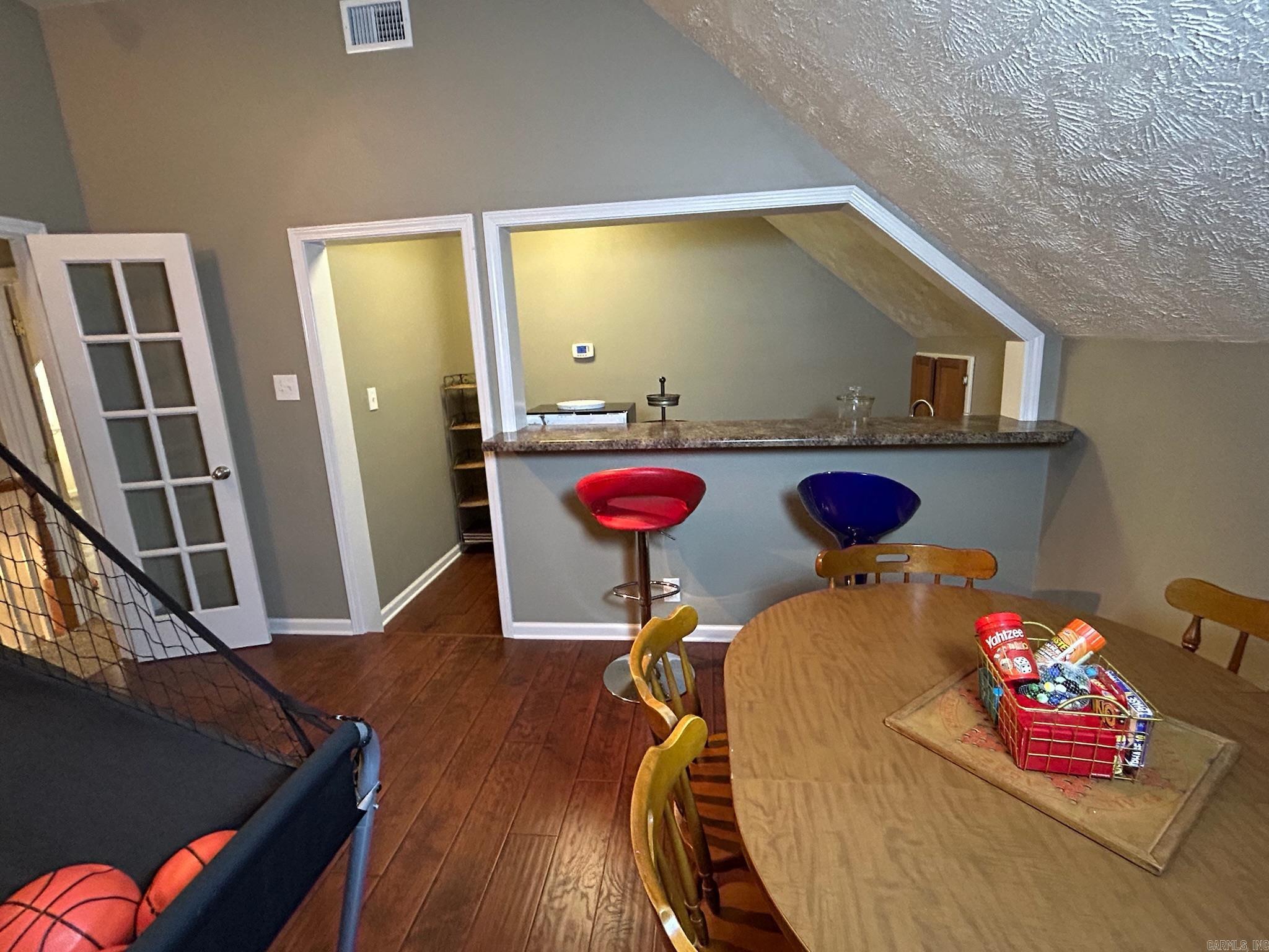 Simmons Place - Residential