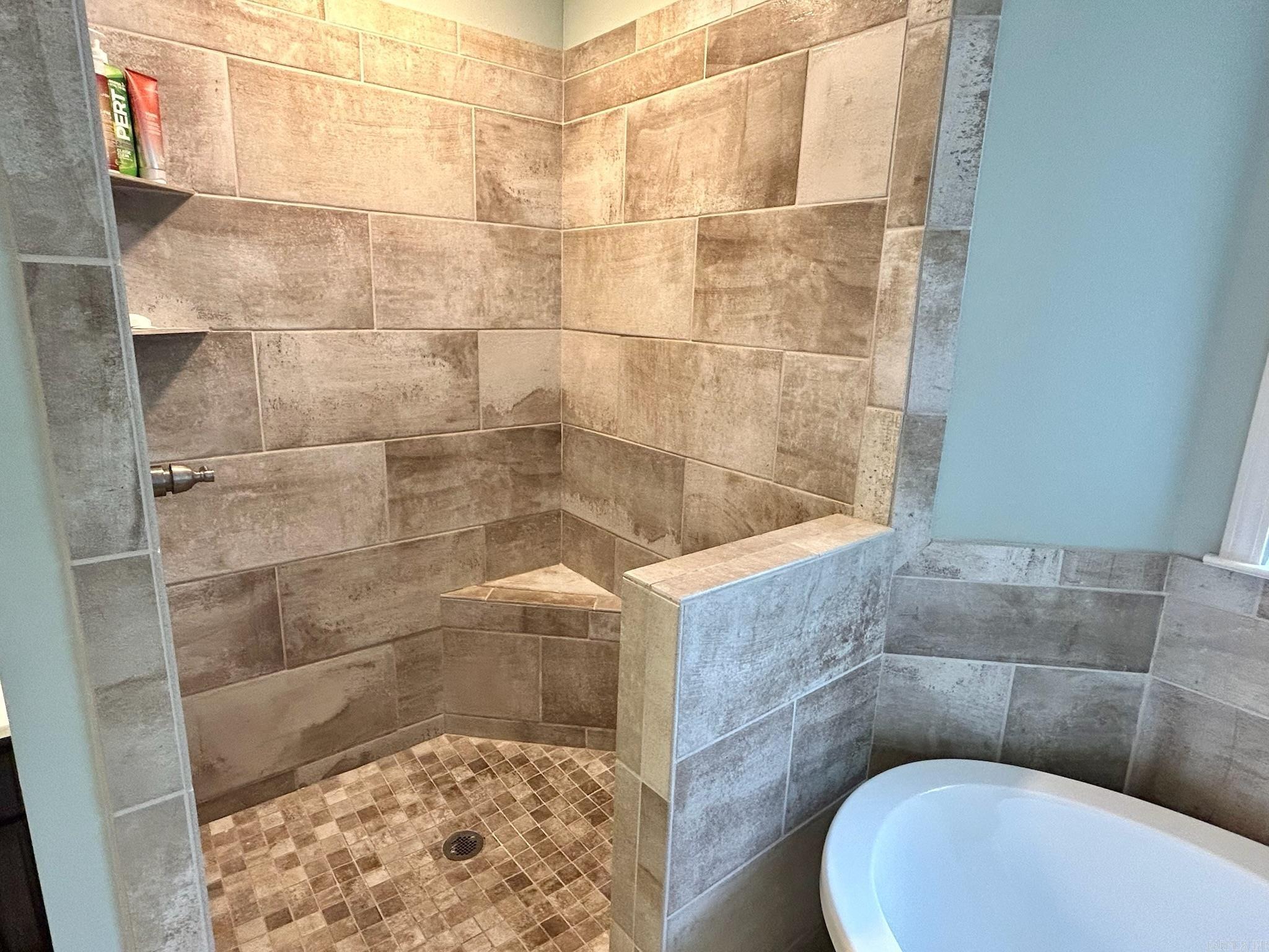 Simmons Place - Residential