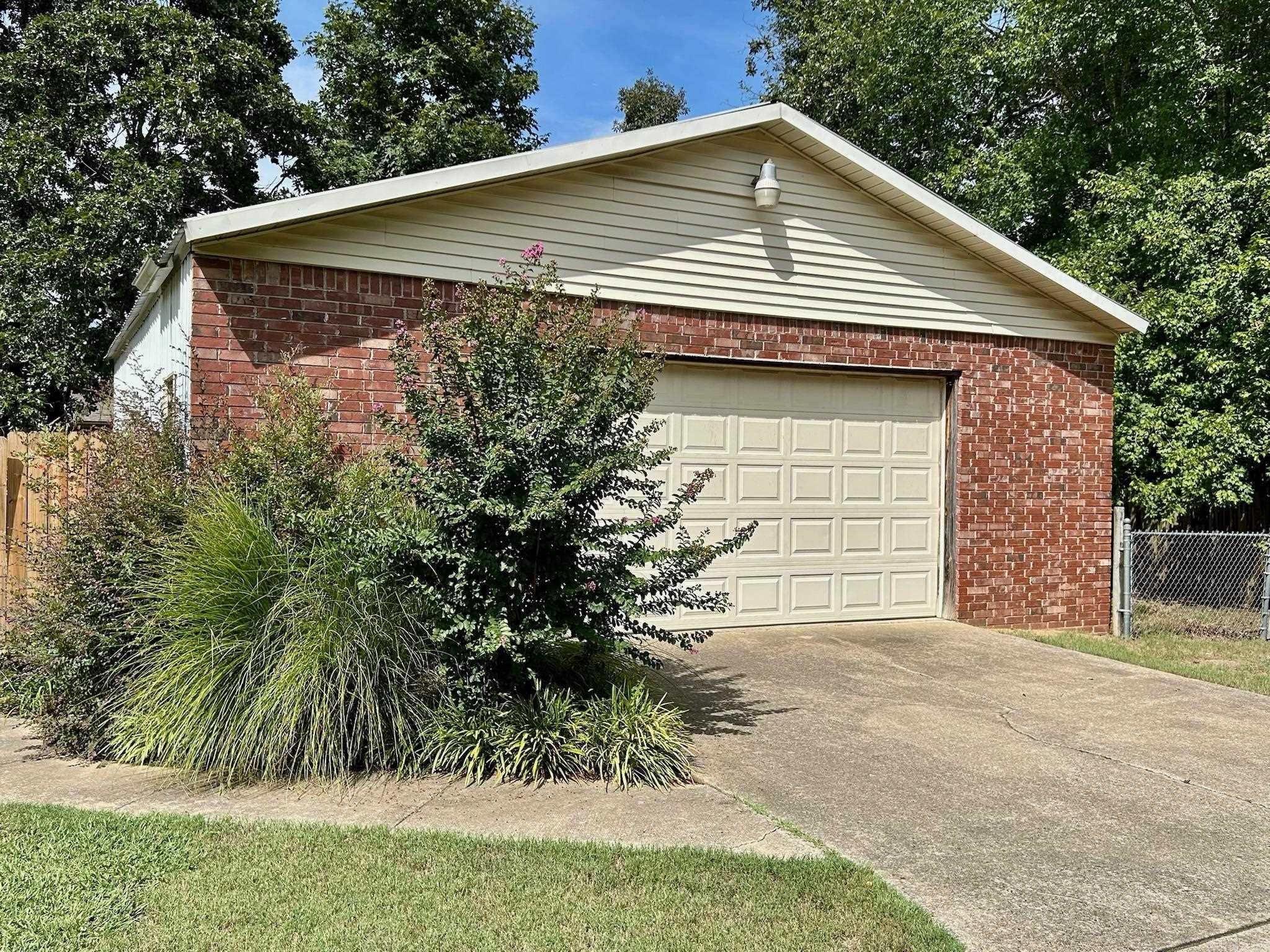 Simmons Place - Residential