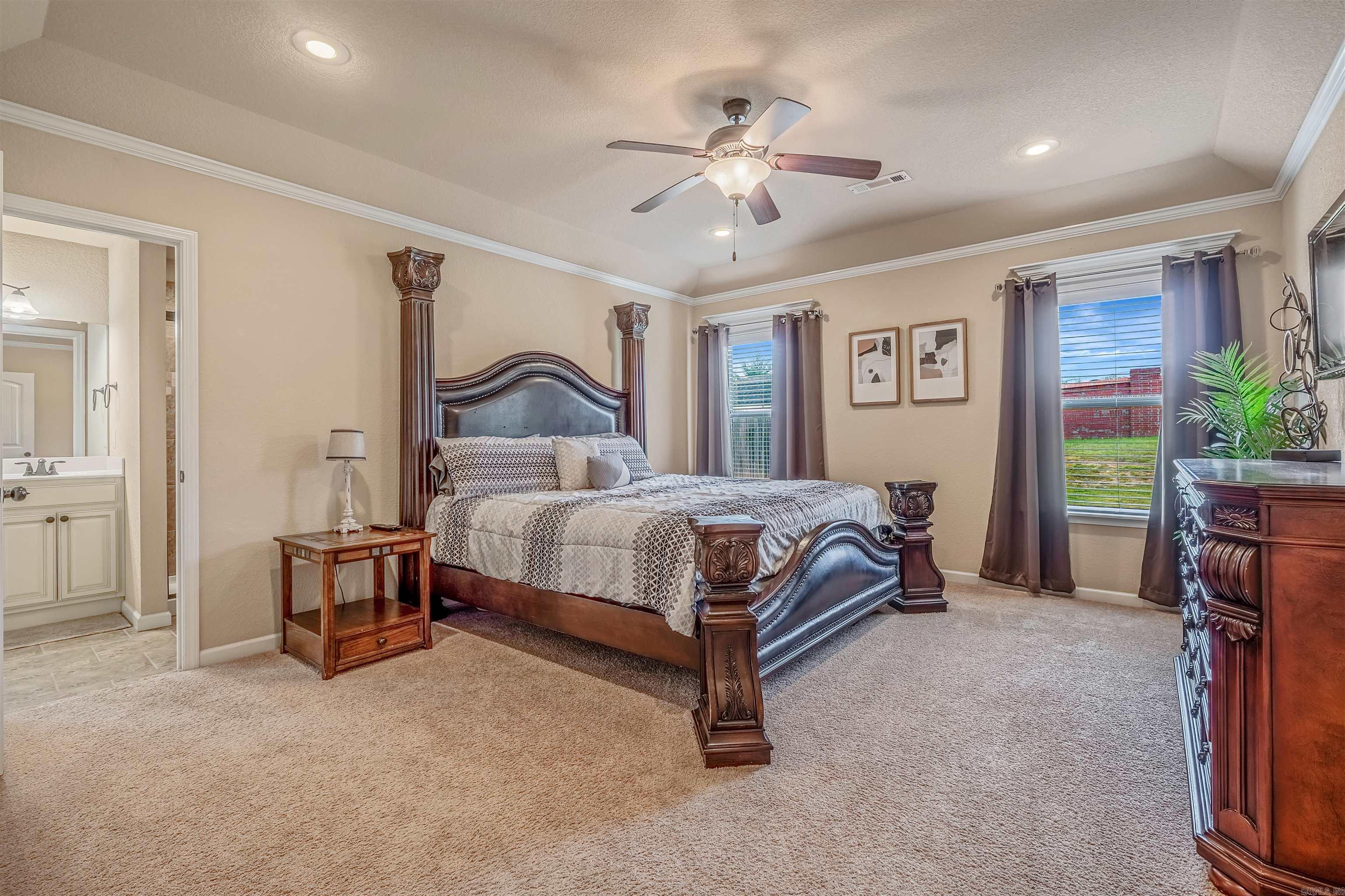 NORTH HILLS - Residential