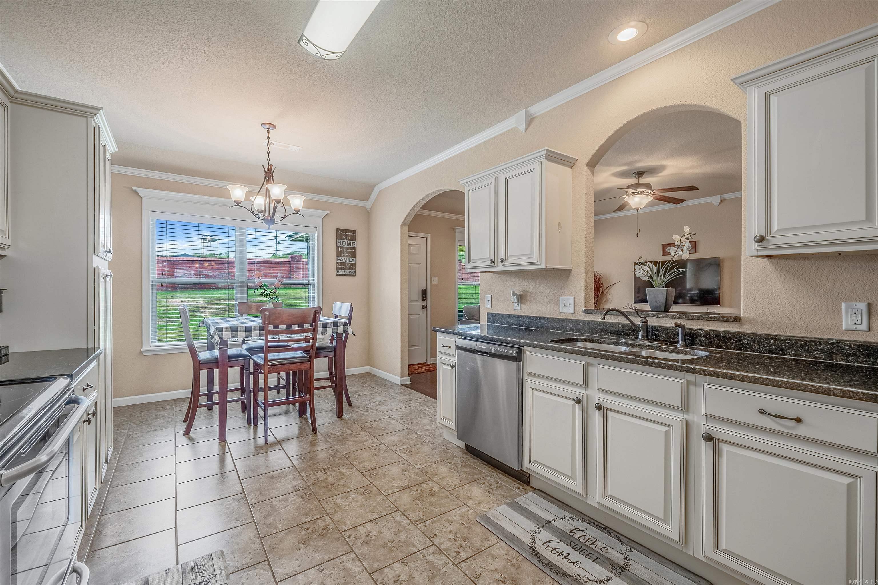 NORTH HILLS - Residential