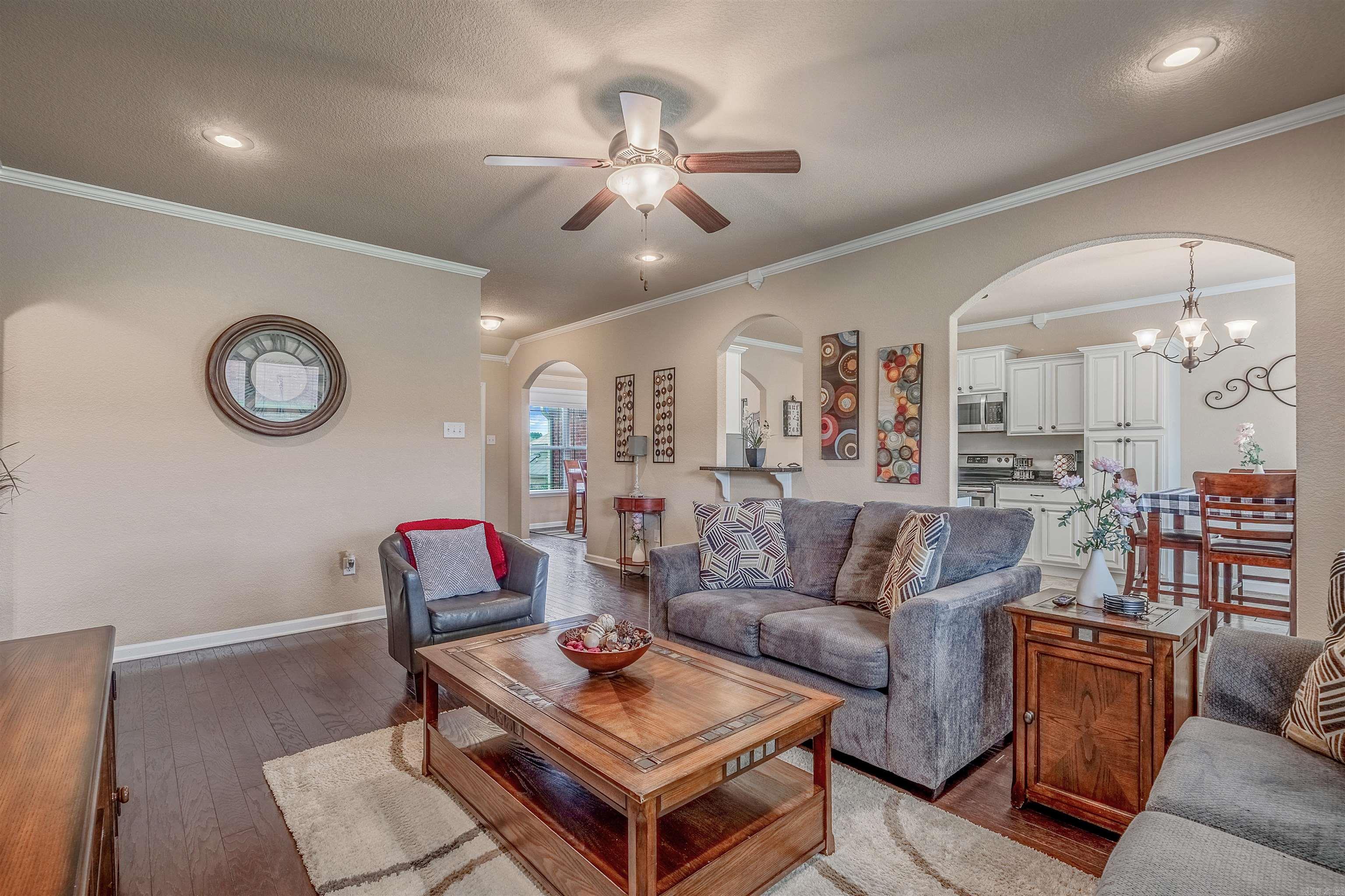 NORTH HILLS - Residential