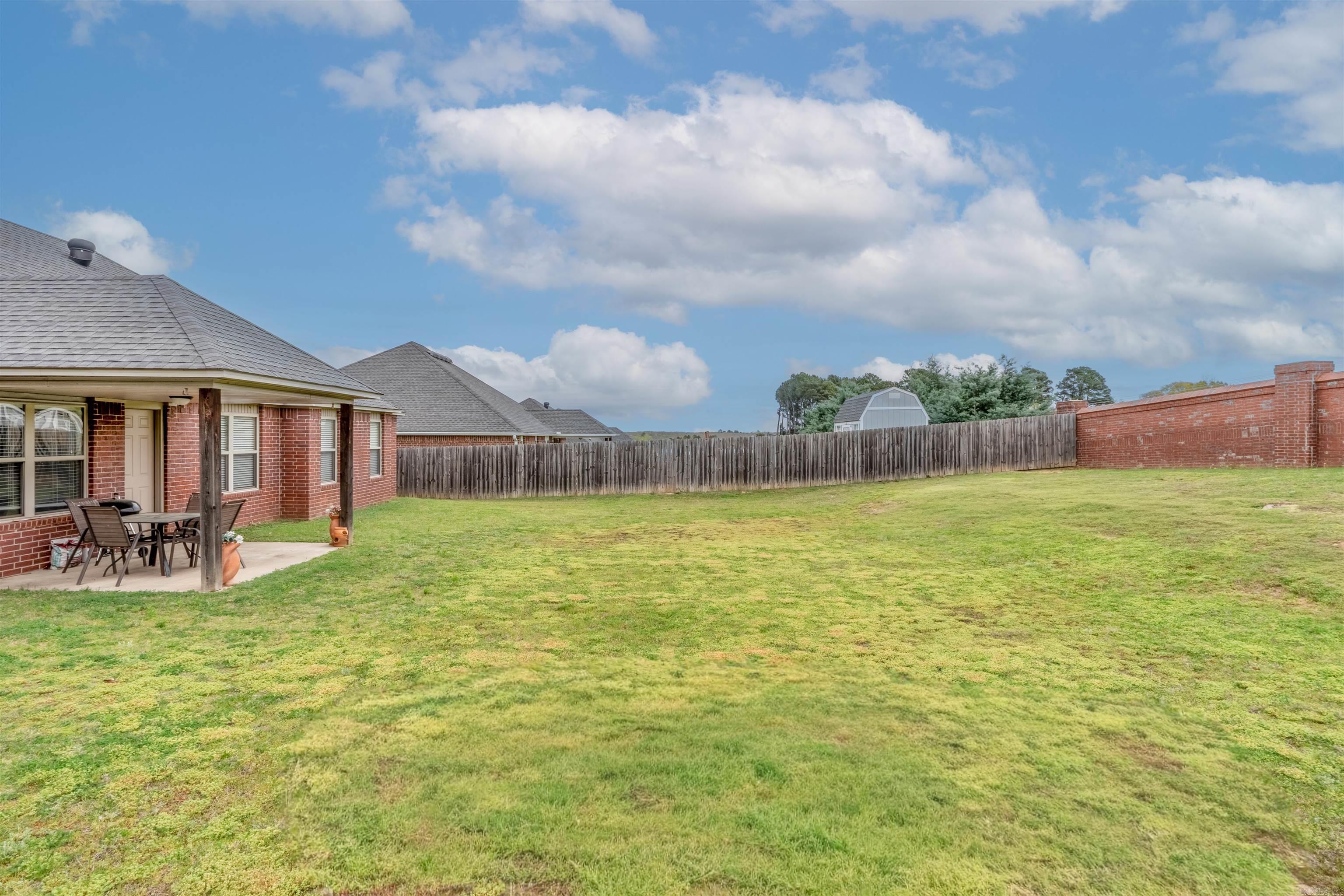 NORTH HILLS - Residential