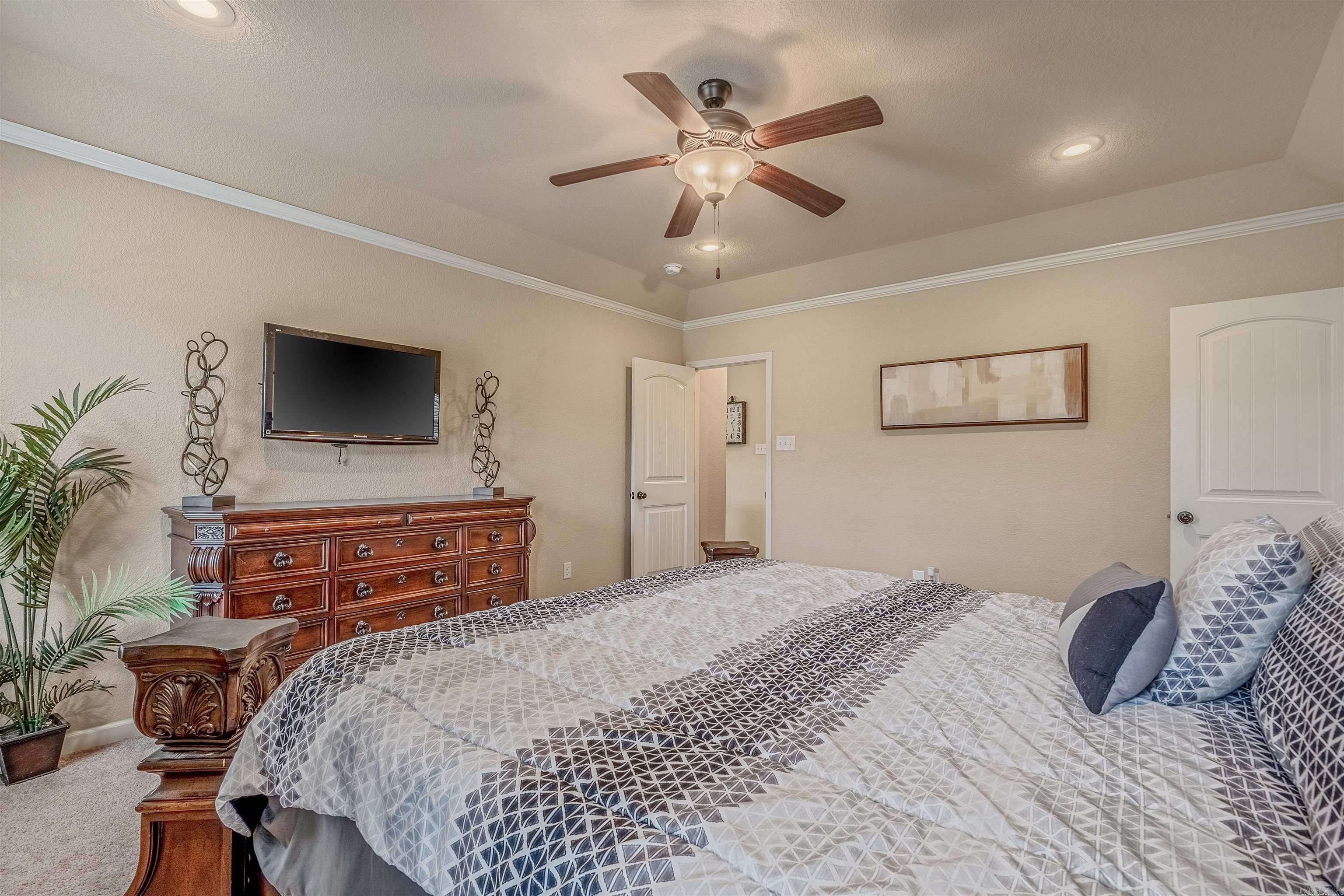 NORTH HILLS - Residential