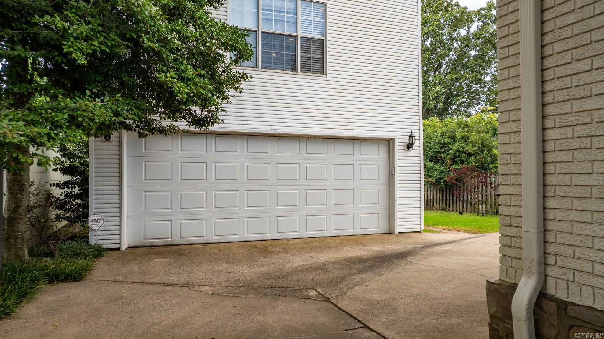 NEWTONS - Residential