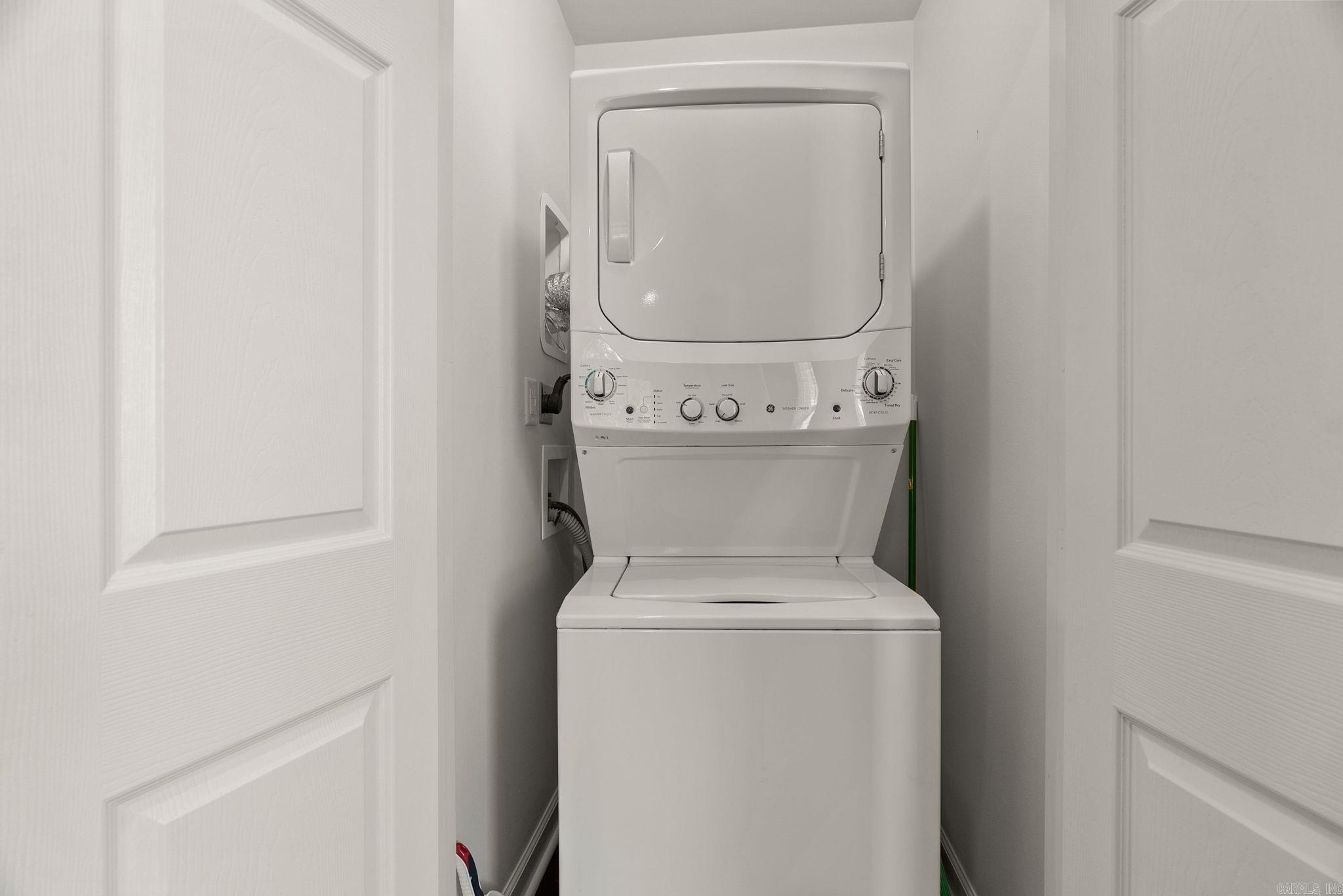 NEWTONS - Residential