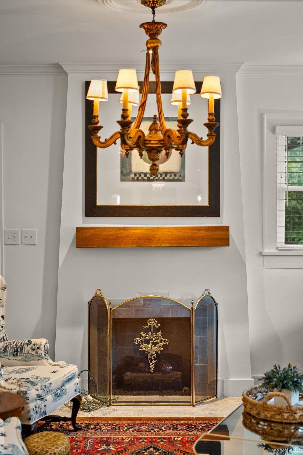 NEWTONS - Residential